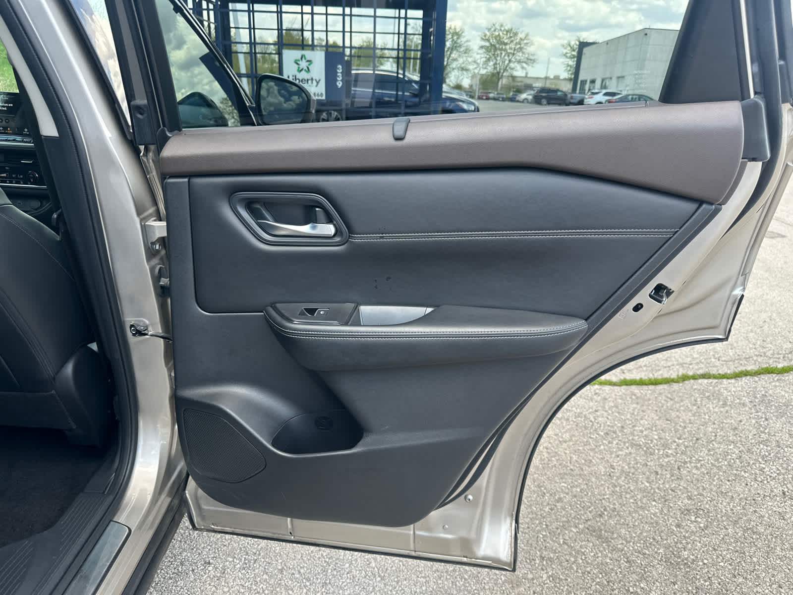 Thumbnail: 2023 Nissan Rogue - 7