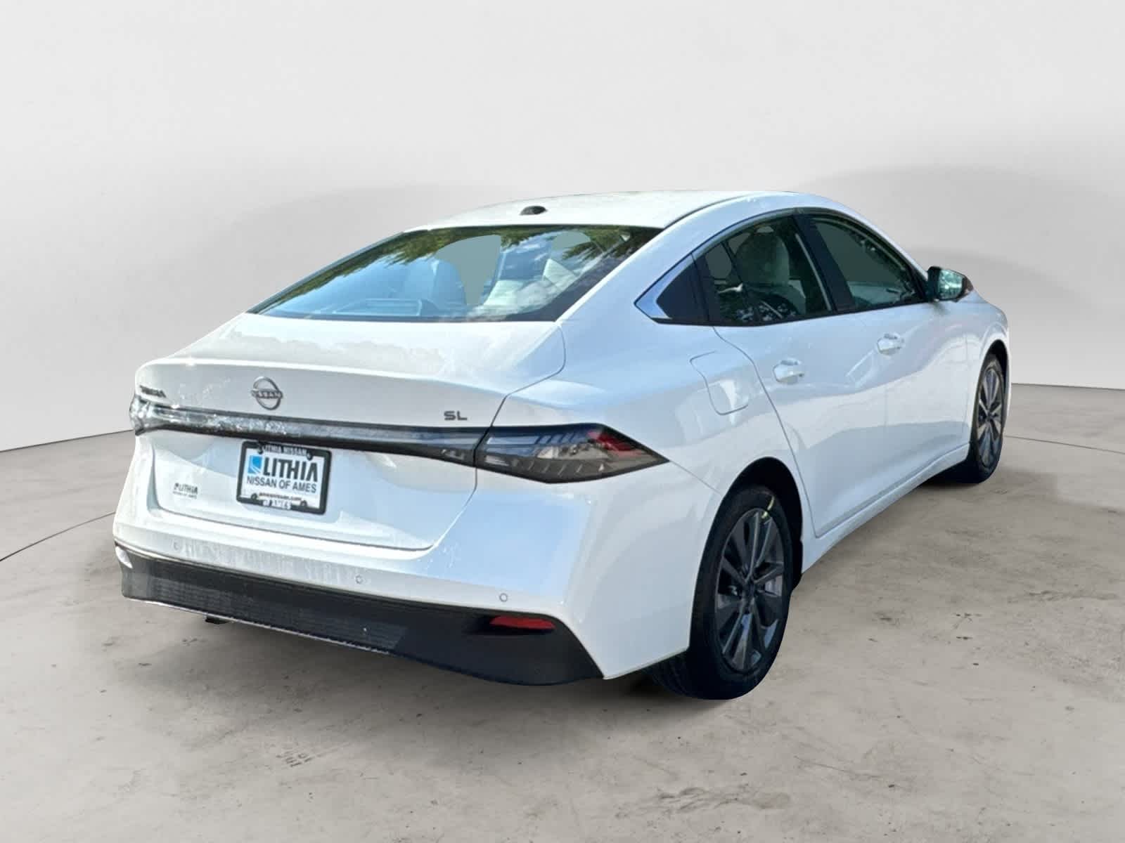Thumbnail: 2026 Nissan Sentra - 4