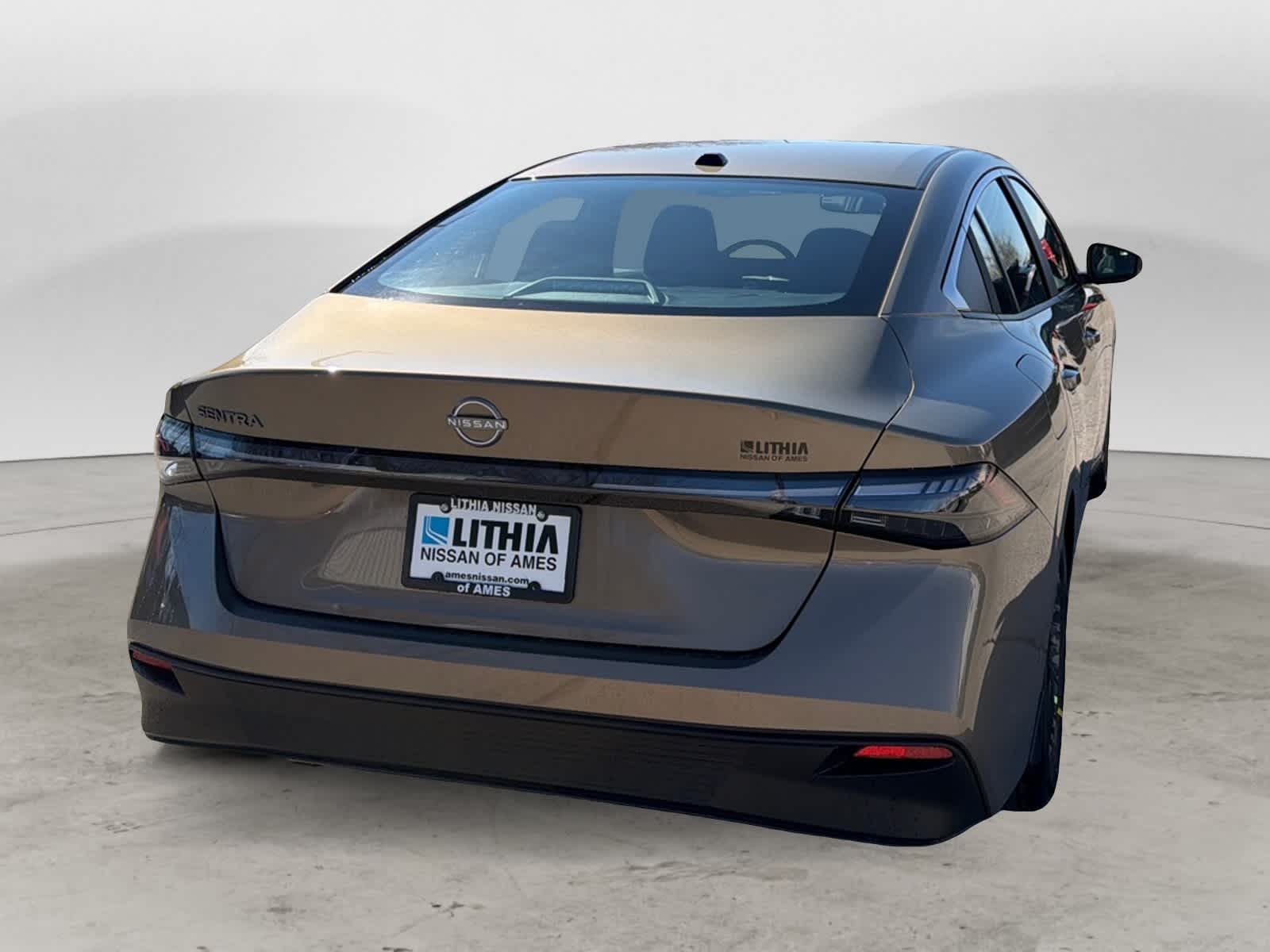 Thumbnail: 2026 Nissan Sentra - 4