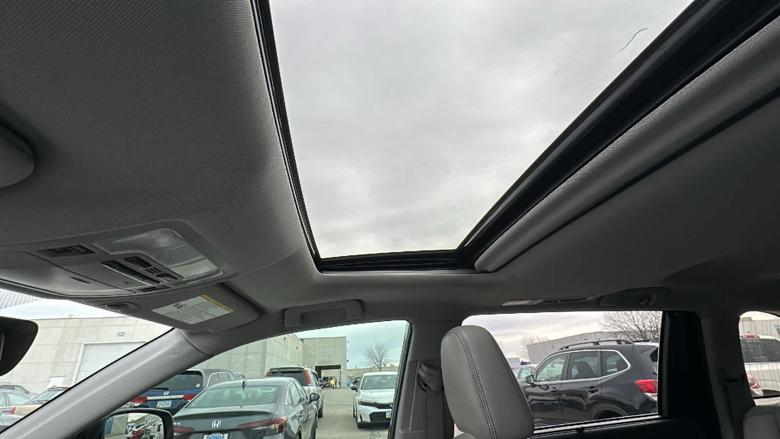 Thumbnail: 2019 Toyota Highlander - 27