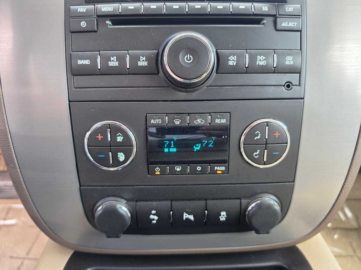 Thumbnail: 2014 GMC Yukon XL - 20