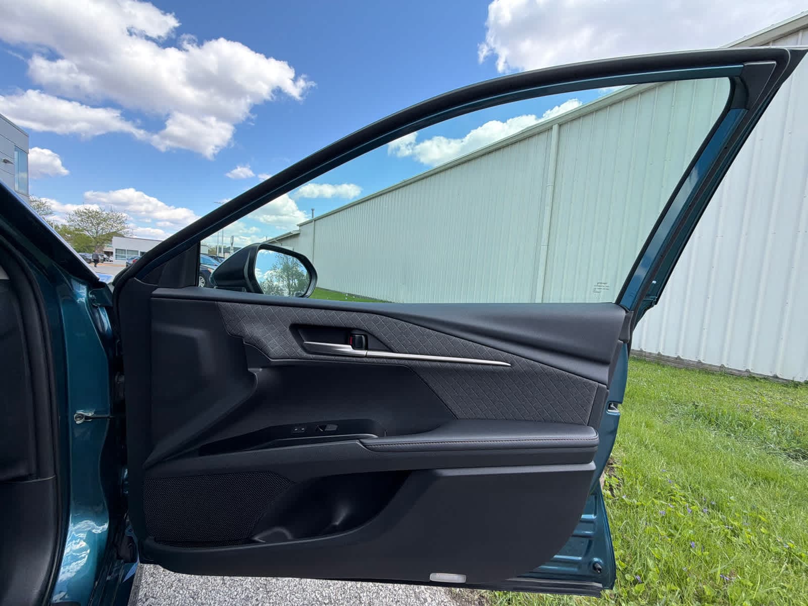 Thumbnail: 2025 Toyota Camry - 7