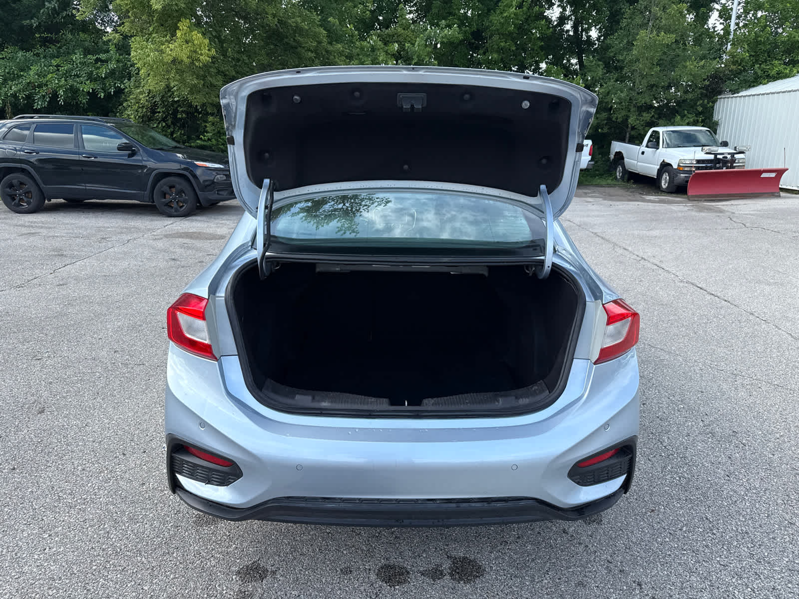 Thumbnail: 2017 Chevrolet Cruze - 11