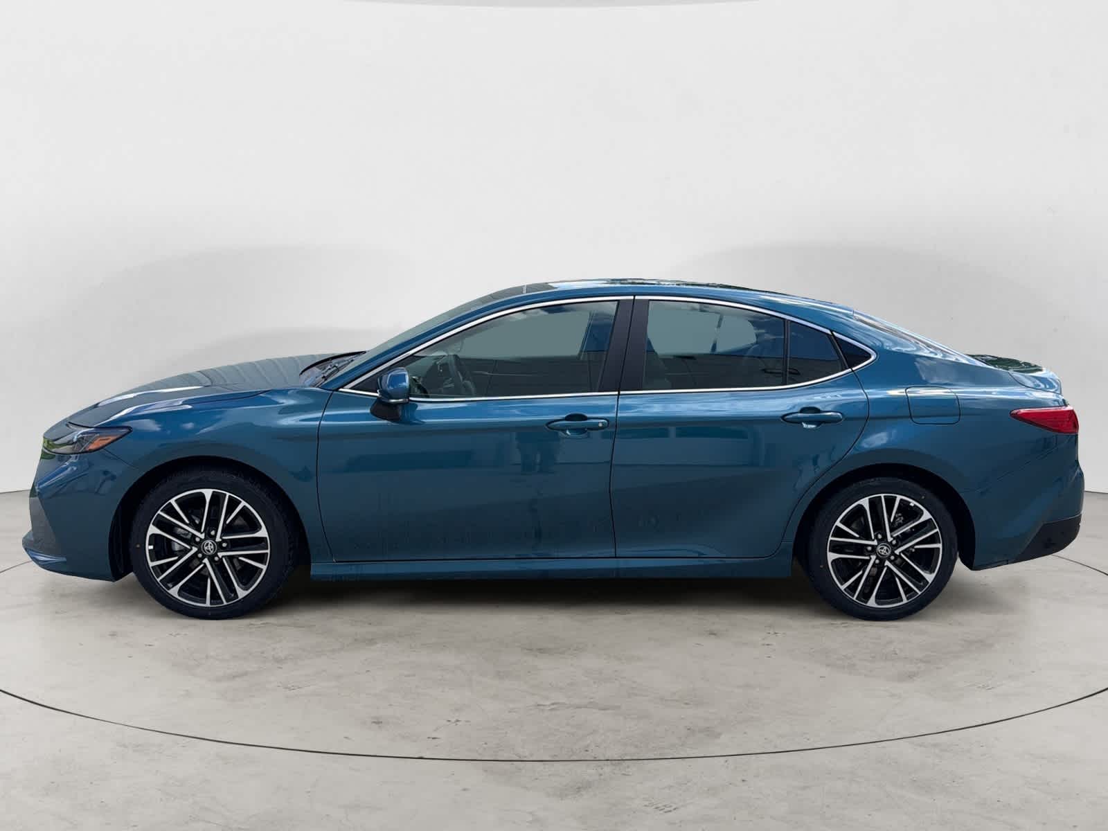 Thumbnail: 2025 Toyota Camry - 2