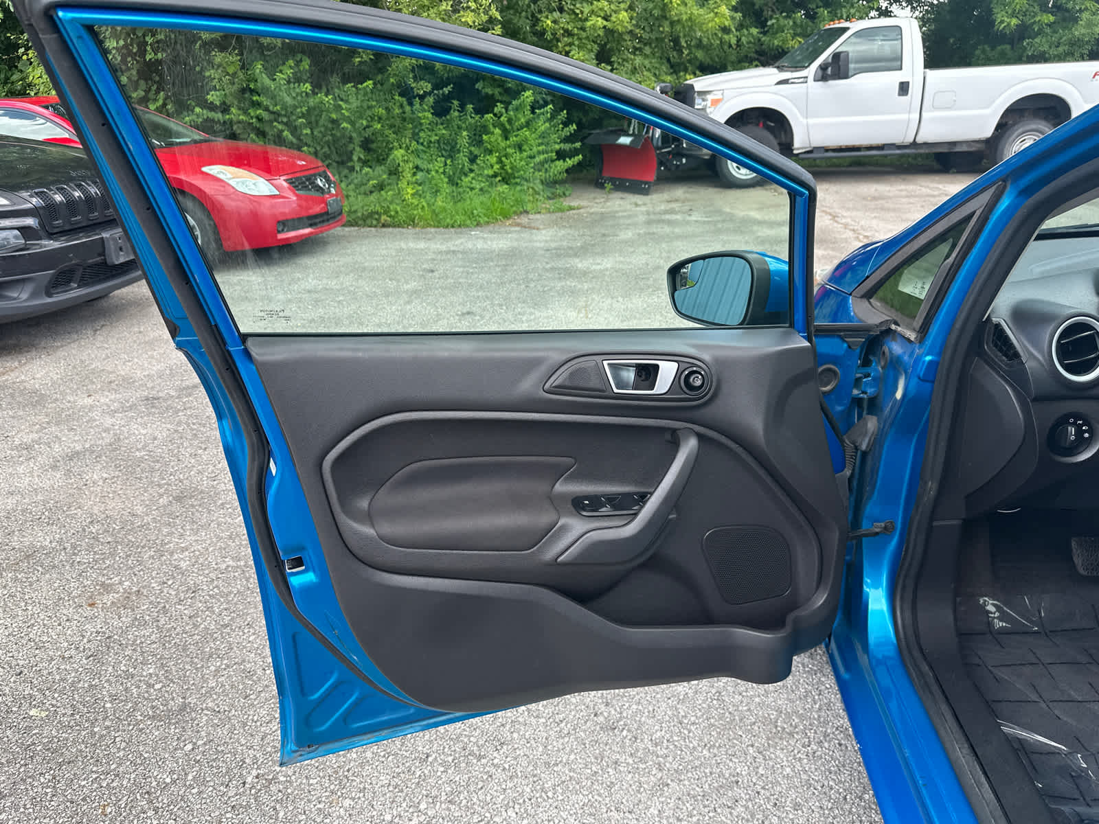 Thumbnail: 2016 Ford Fiesta - 13
