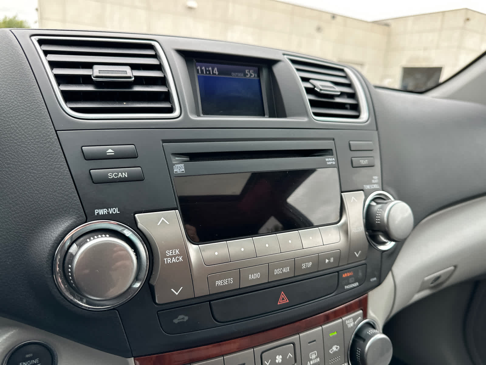 Thumbnail: 2012 Toyota Highlander - 29