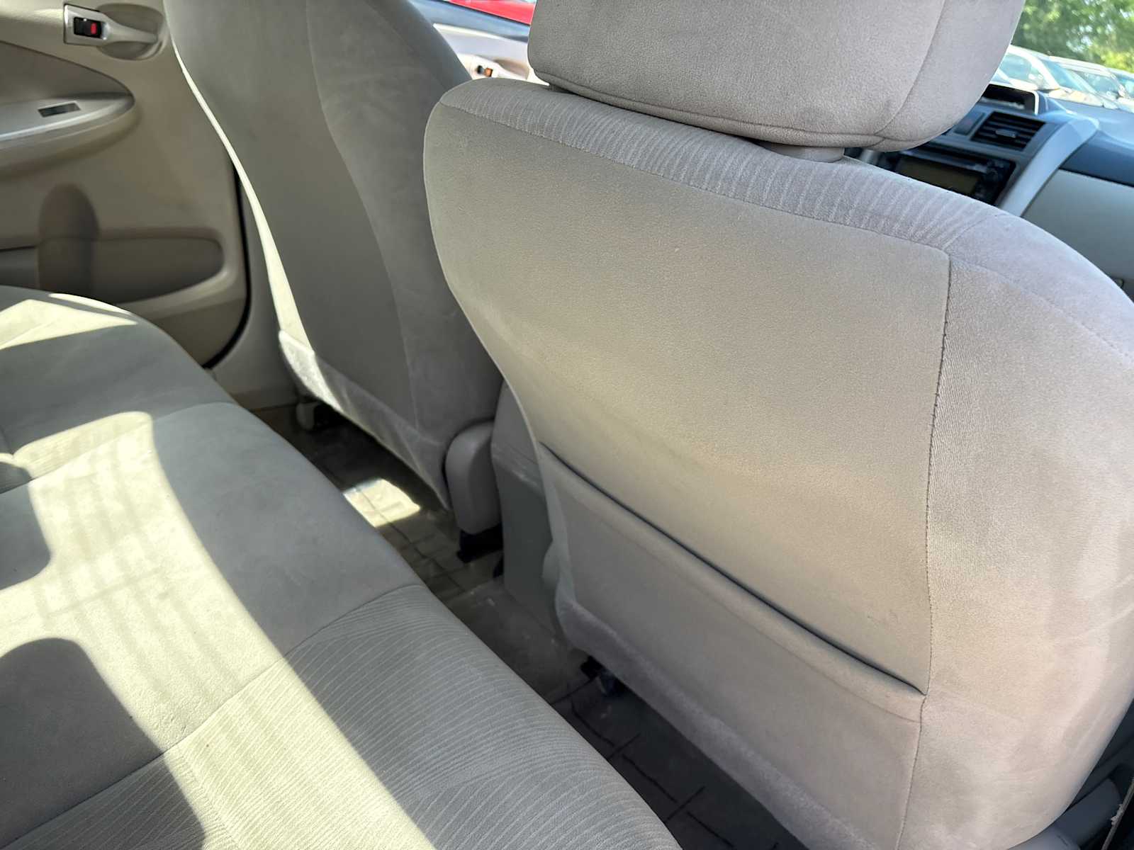 Thumbnail: 2012 Toyota Corolla - 19