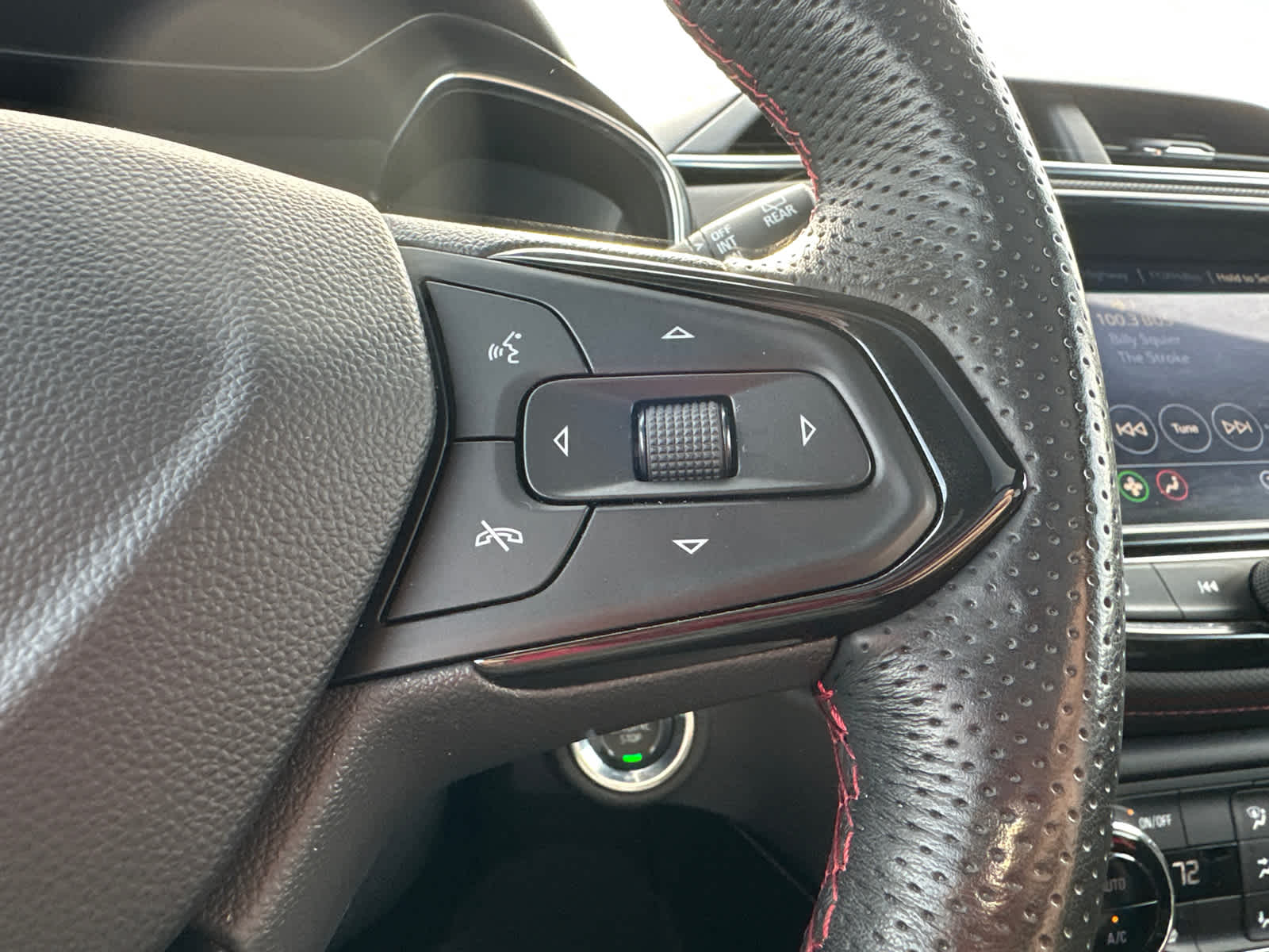 Thumbnail: 2023 Chevrolet TrailBlazer - 20