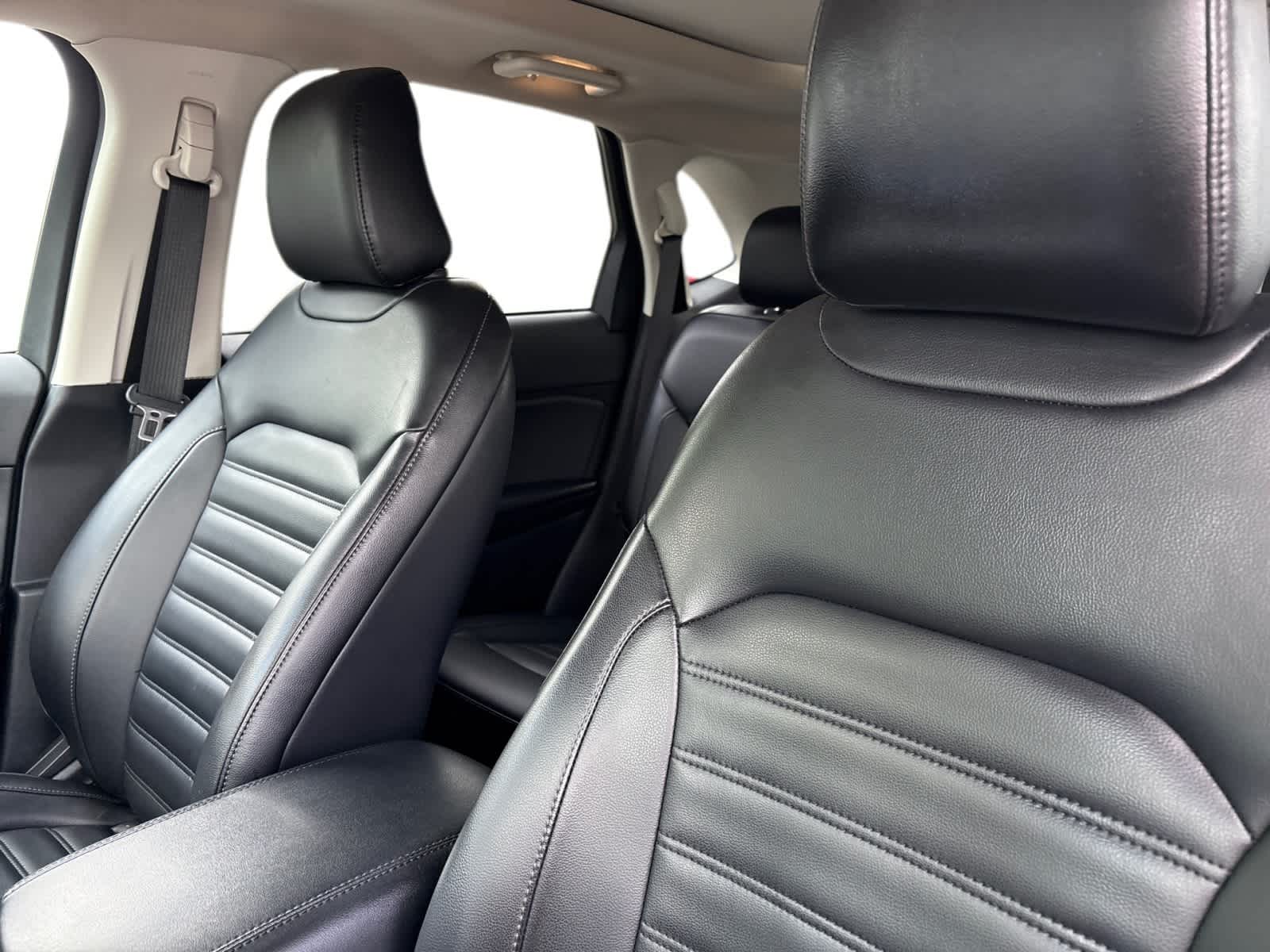 Thumbnail: 2023 Ford Edge - 15
