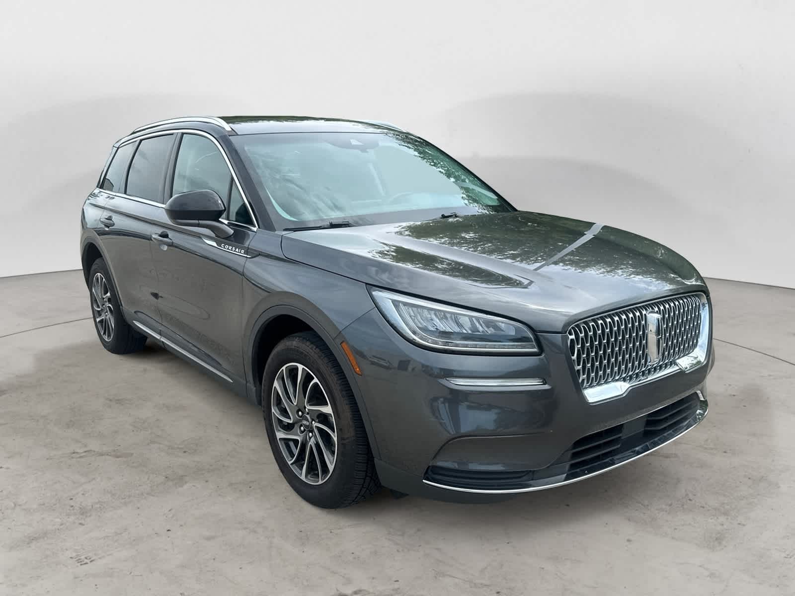 Thumbnail: 2020 Lincoln Corsair - 4