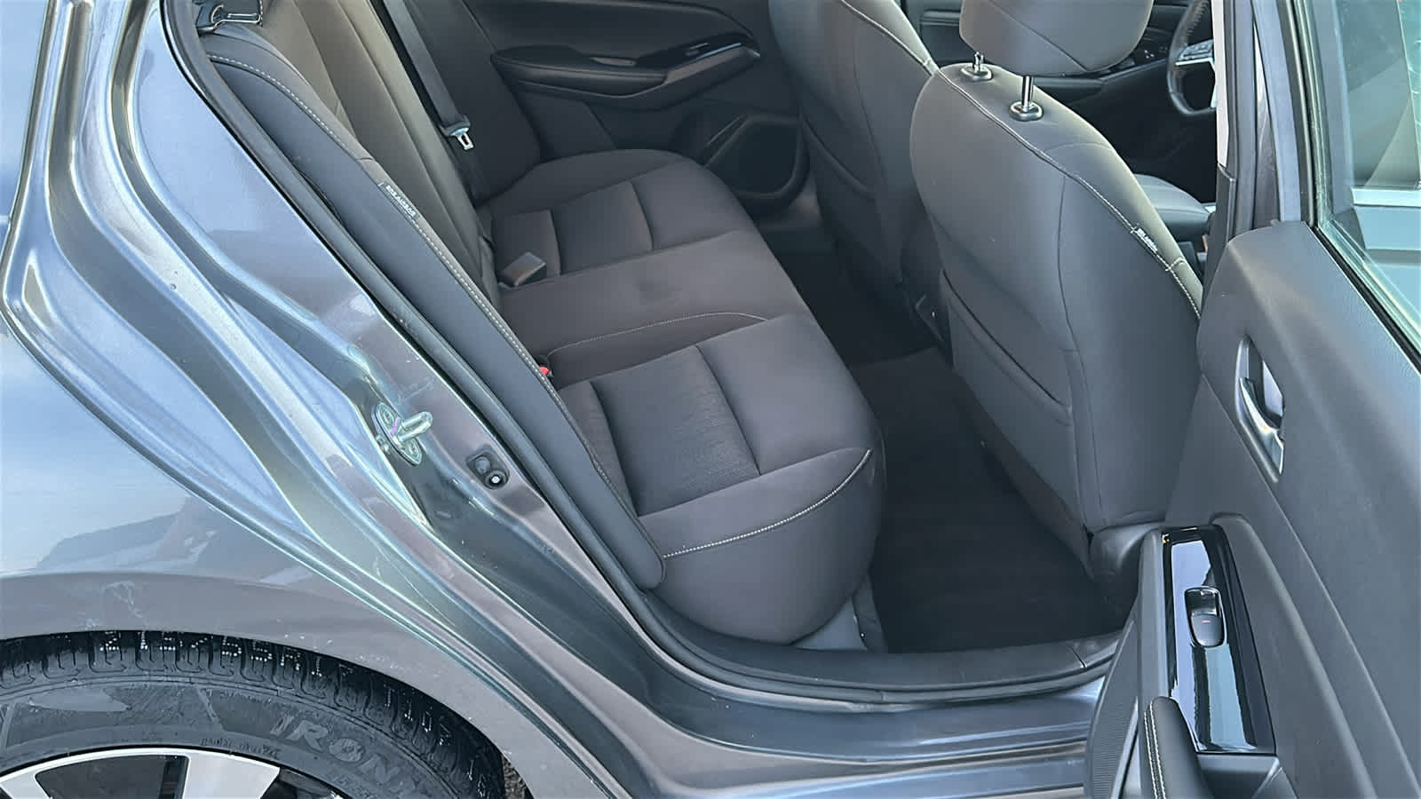 Thumbnail: 2021 Nissan Altima - 9