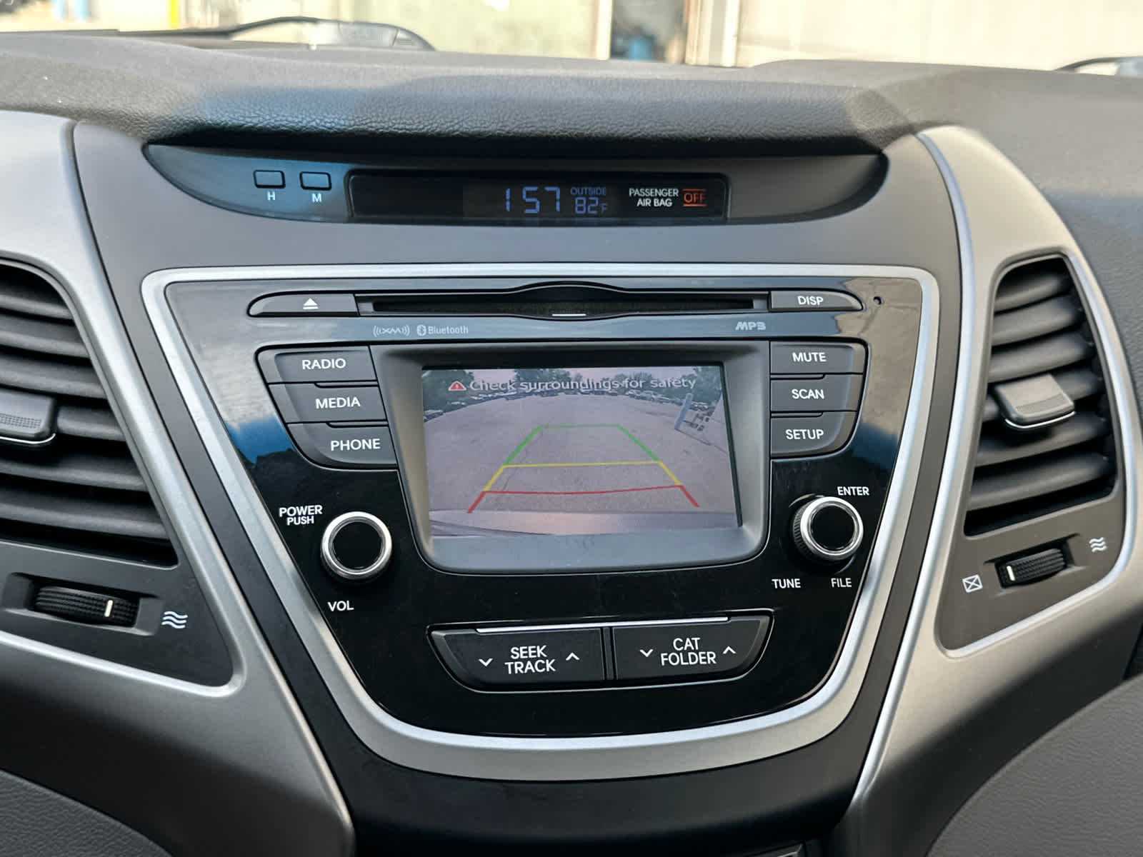 Thumbnail: 2016 Hyundai Elantra - 26