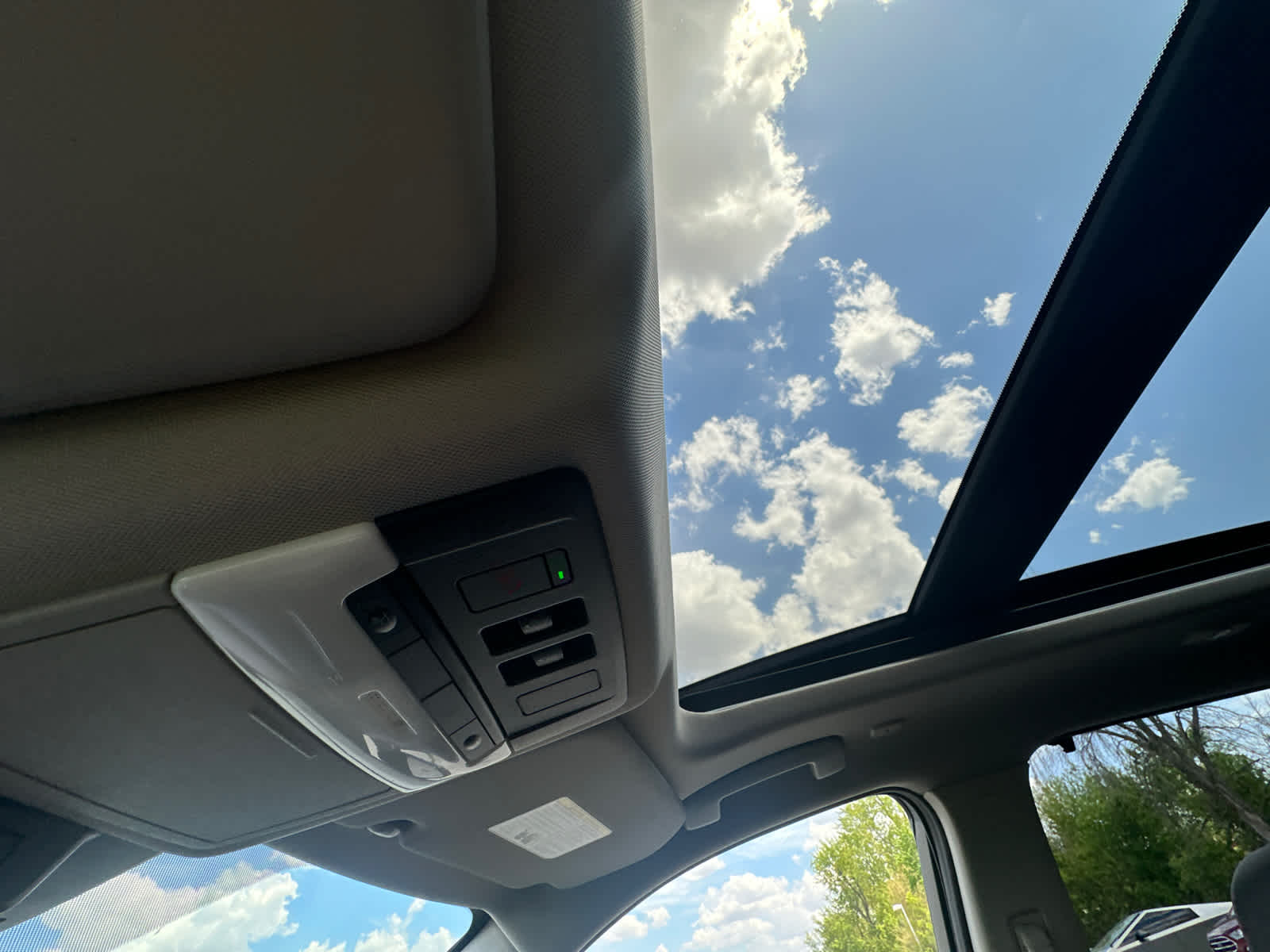 Thumbnail: 2023 Nissan Rogue - 27