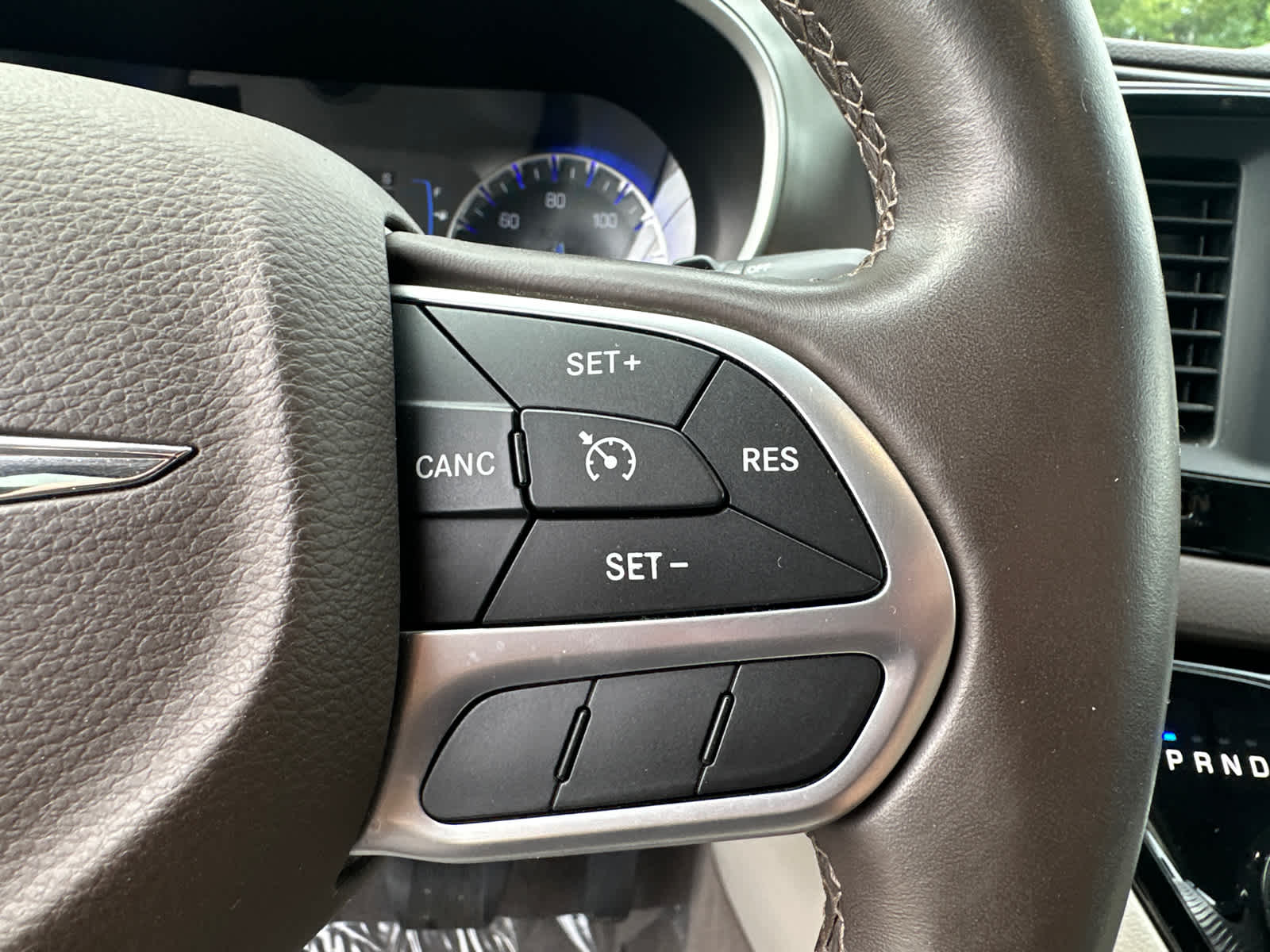 Thumbnail: 2017 Chrysler Pacifica - 18