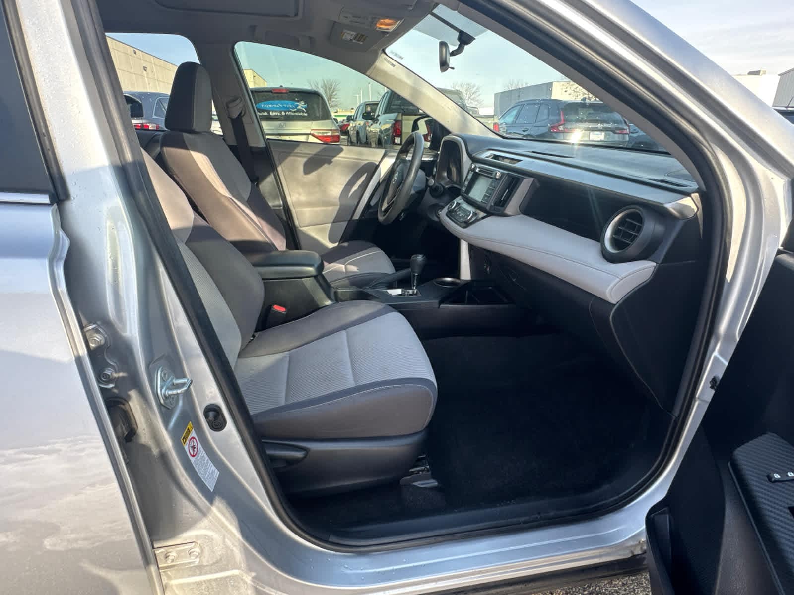 Thumbnail: 2013 Toyota RAV4 - 8