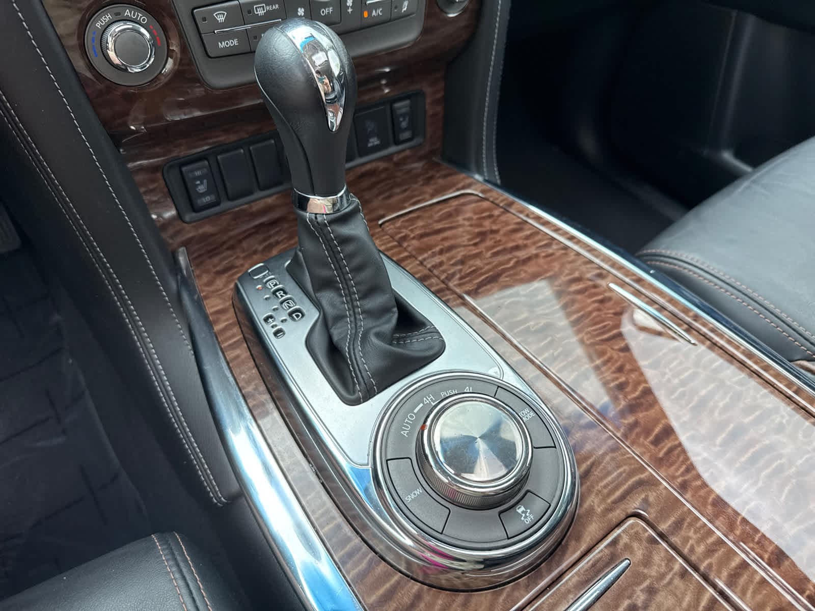 Thumbnail: 2017 Nissan Armada - 23