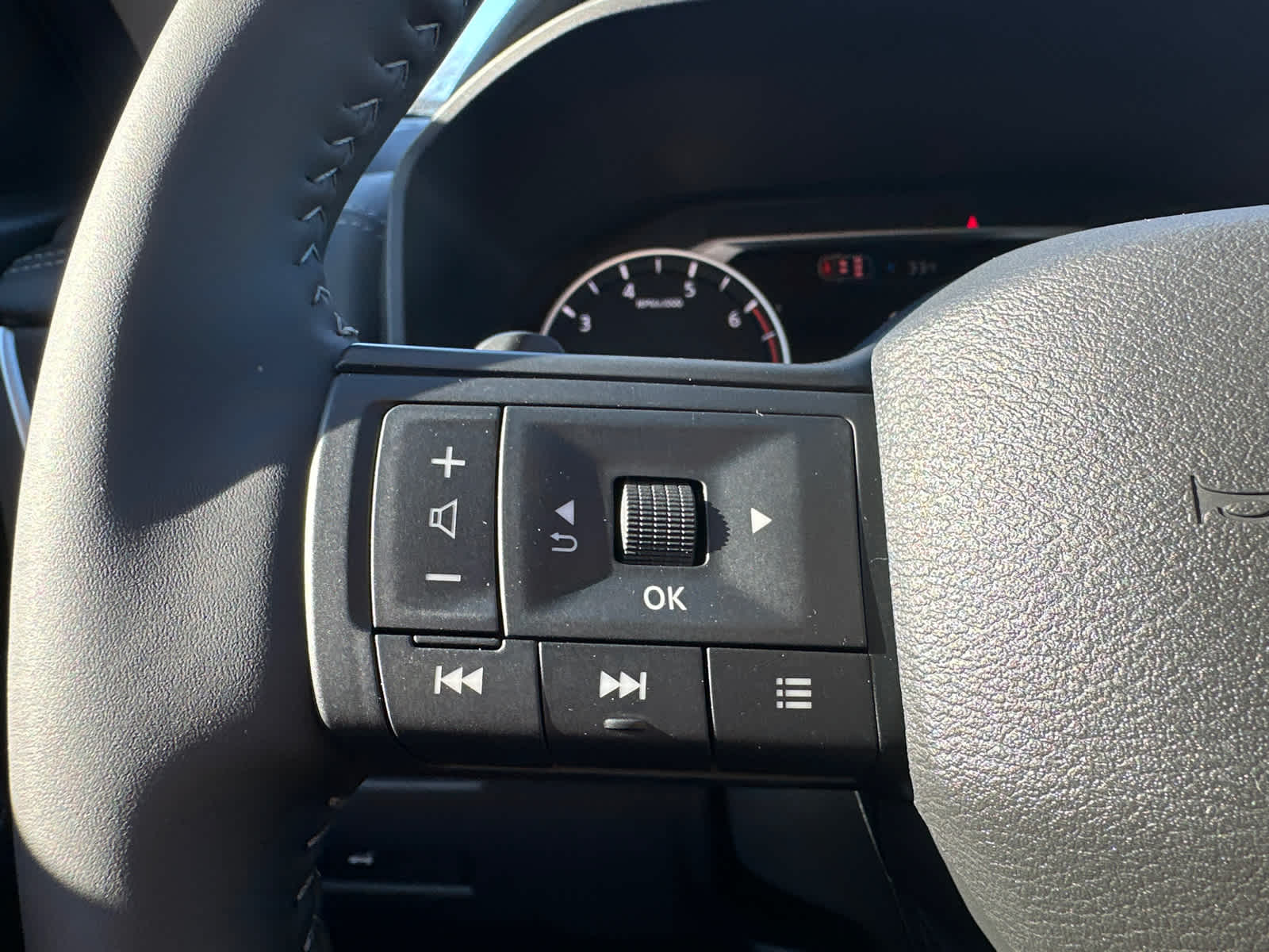 Thumbnail: 2026 Nissan Rogue - 21