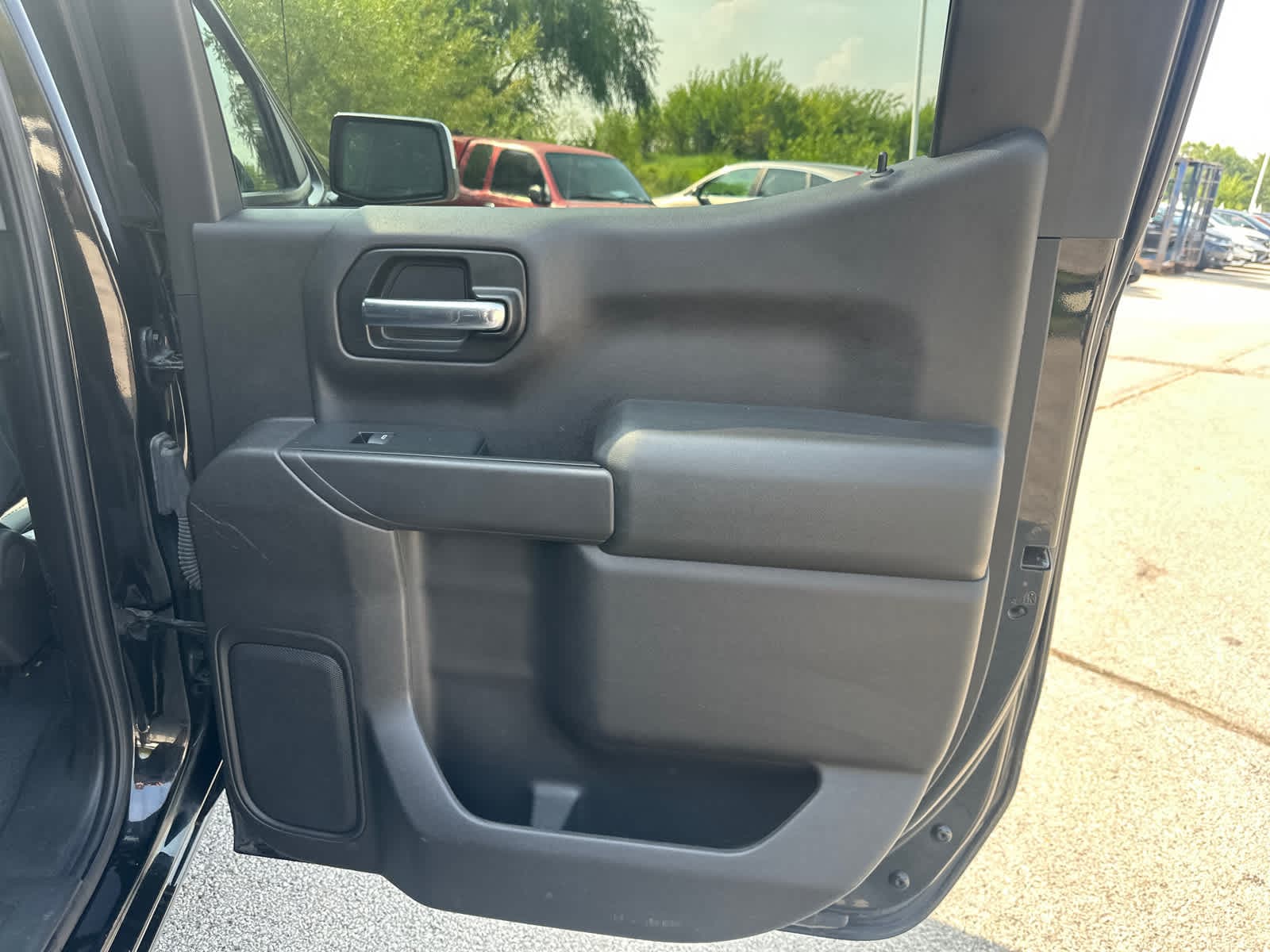 Thumbnail: 2019 Chevrolet Silverado 1500 - 8