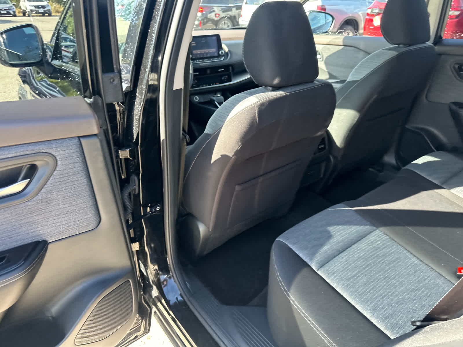 Thumbnail: 2021 Nissan Rogue - 12