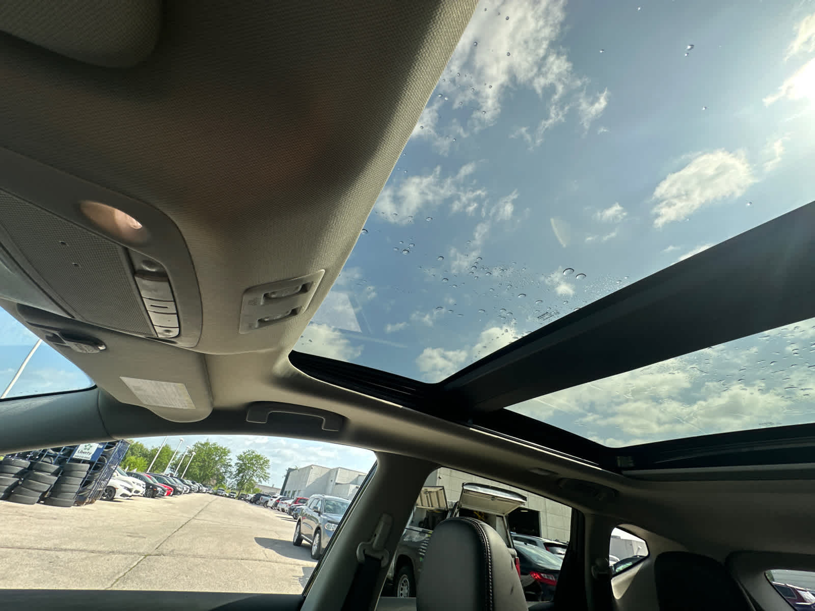 Thumbnail: 2020 Nissan Murano - 26