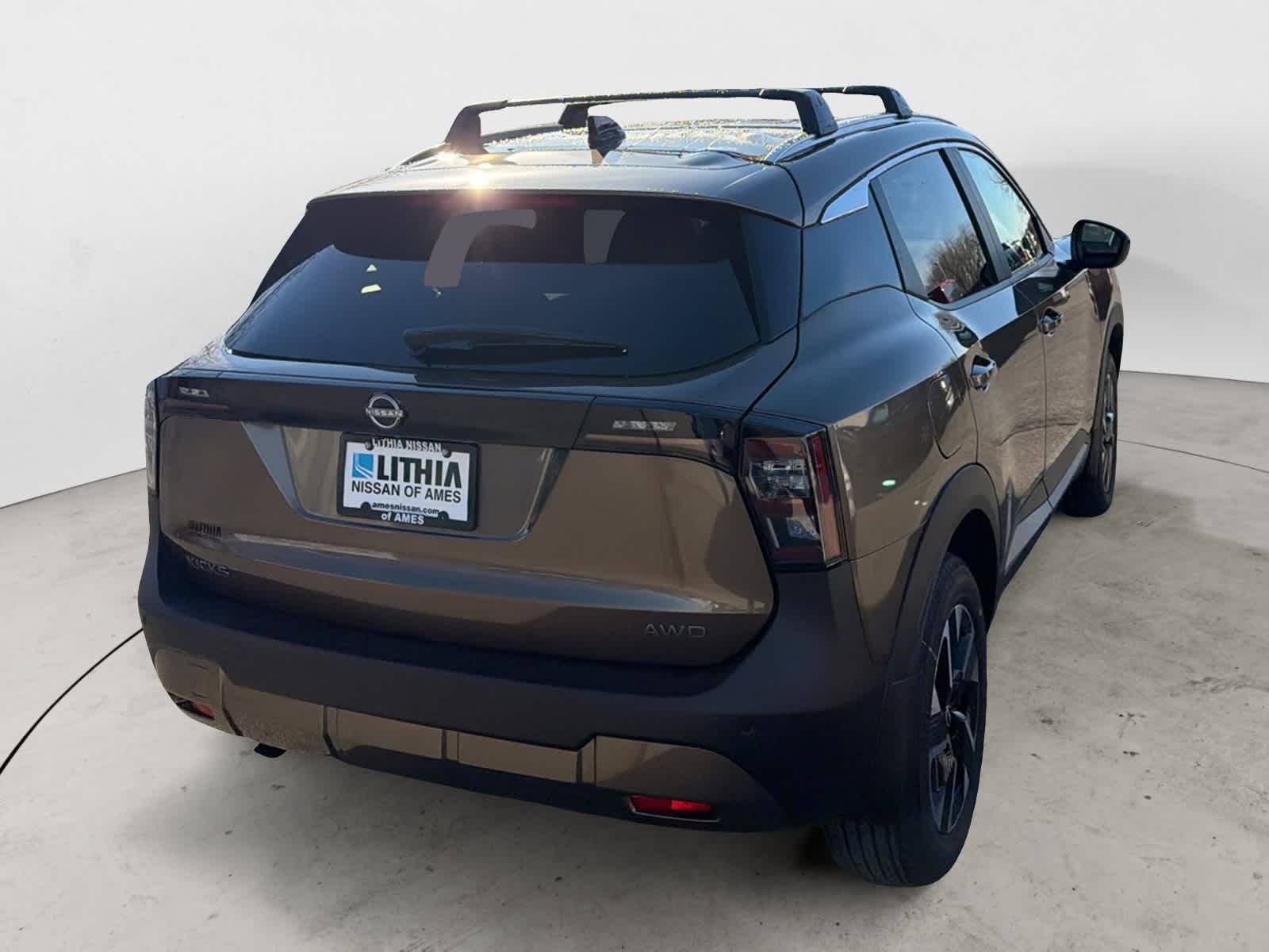 Thumbnail: 2026 Nissan Kicks - 4