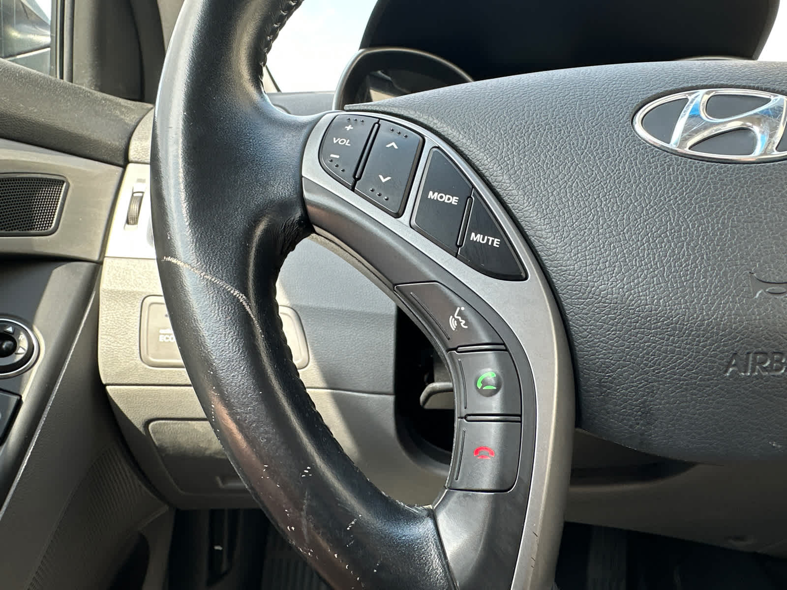 Thumbnail: 2016 Hyundai Elantra - 20