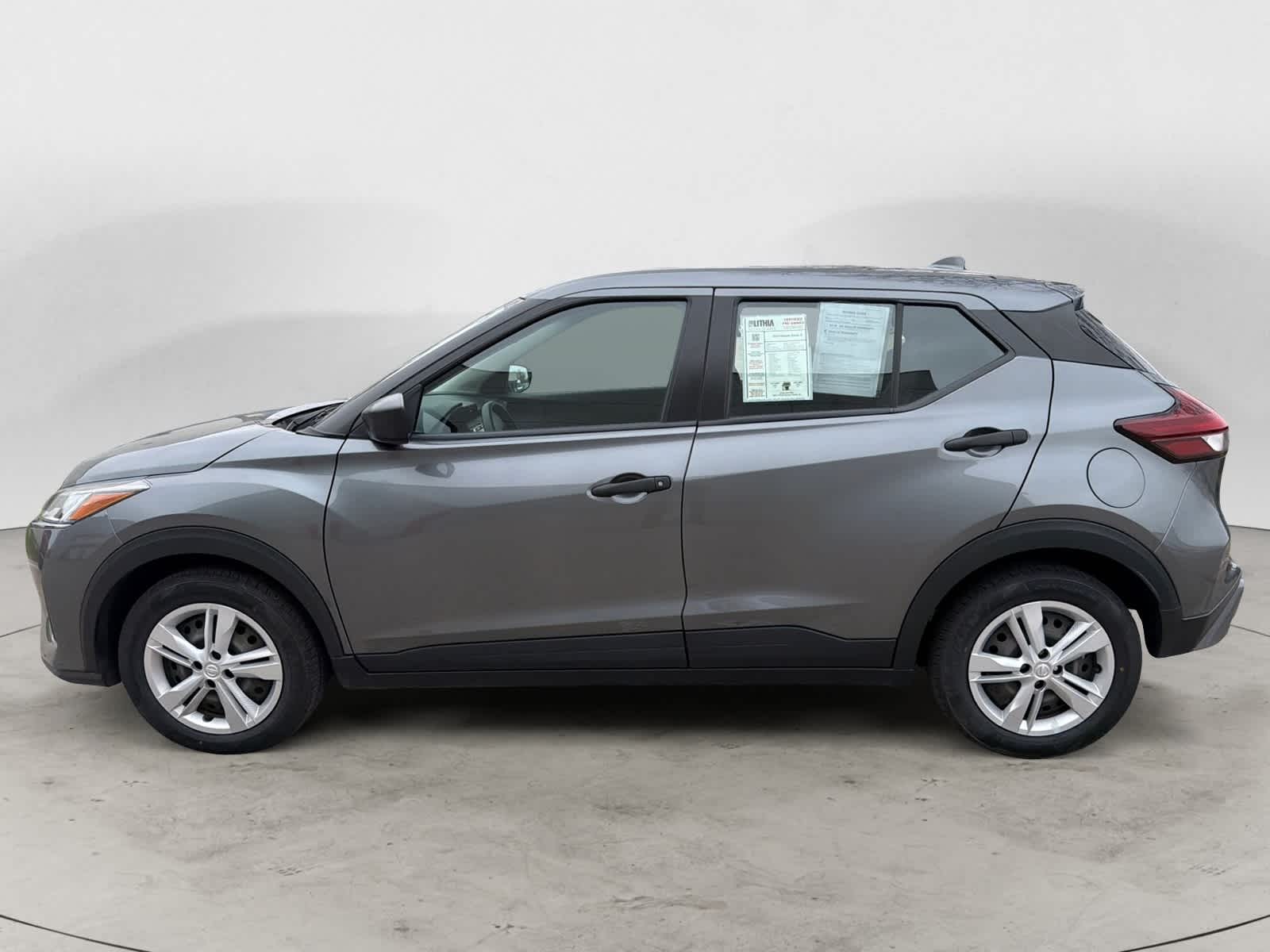 Thumbnail: 2023 Nissan Kicks - 2