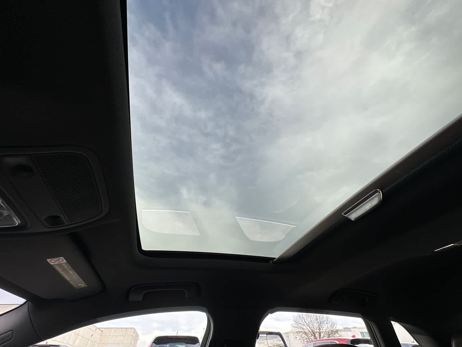 Thumbnail: 2016 Audi A3 e-tron - 28