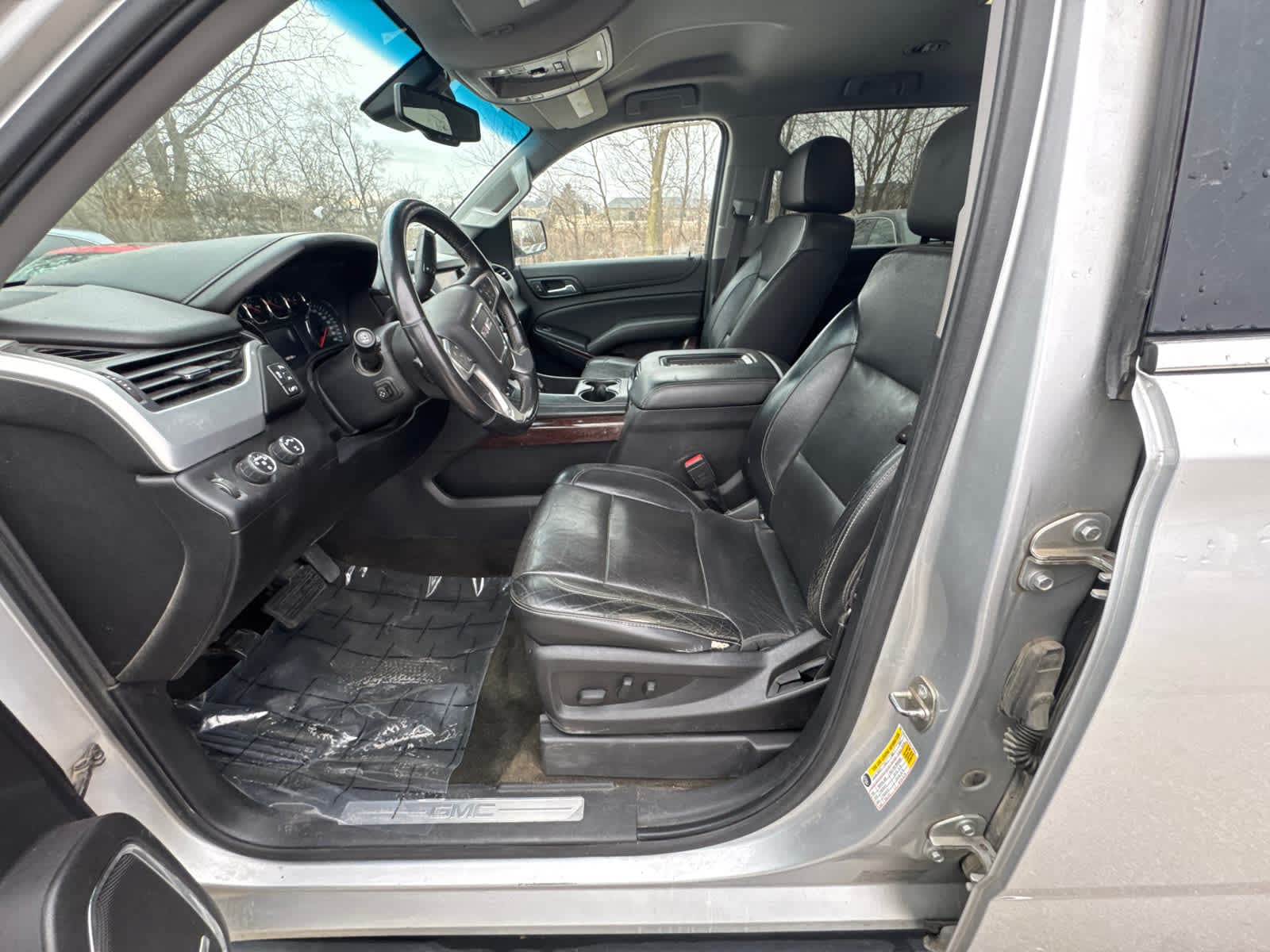 Thumbnail: 2017 GMC Yukon XL - 16