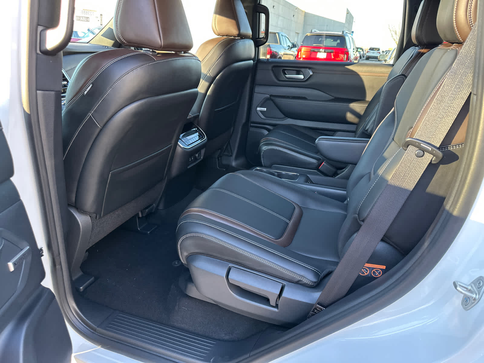 Thumbnail: 2026 Nissan Armada - 15