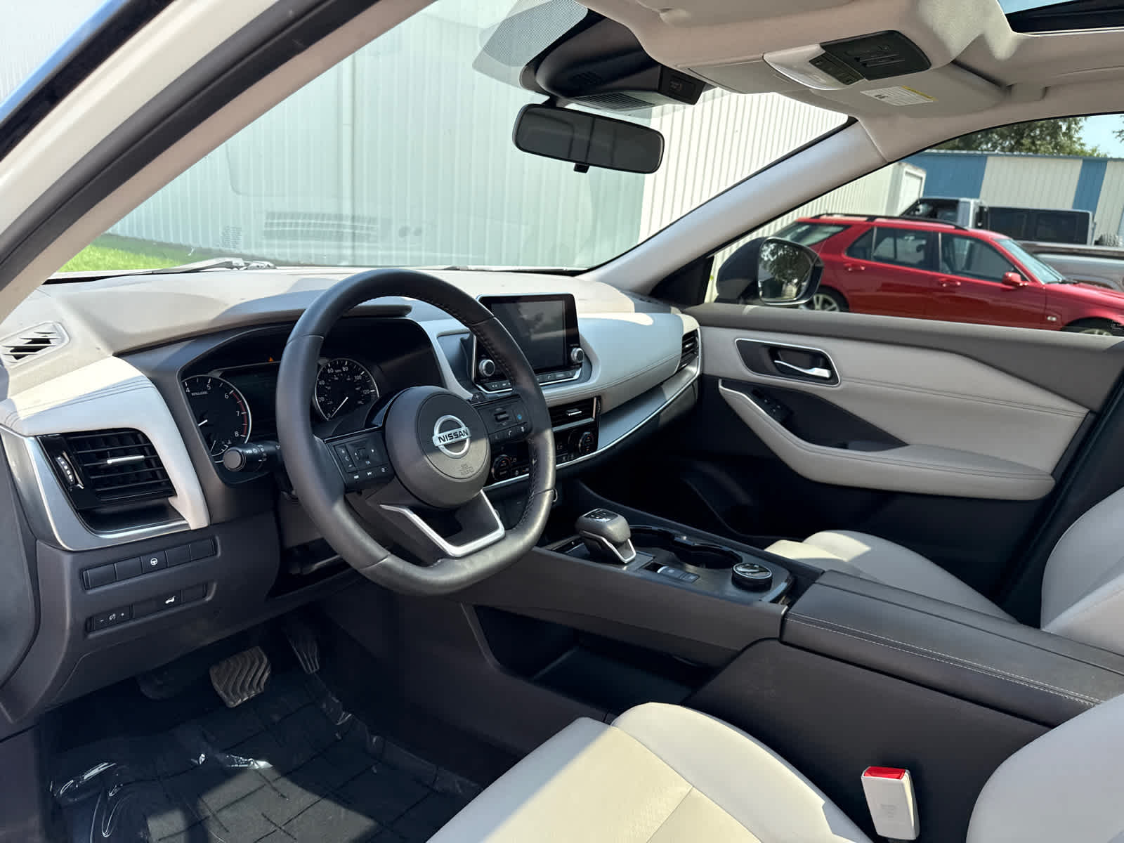 Thumbnail: 2021 Nissan Rogue - 13
