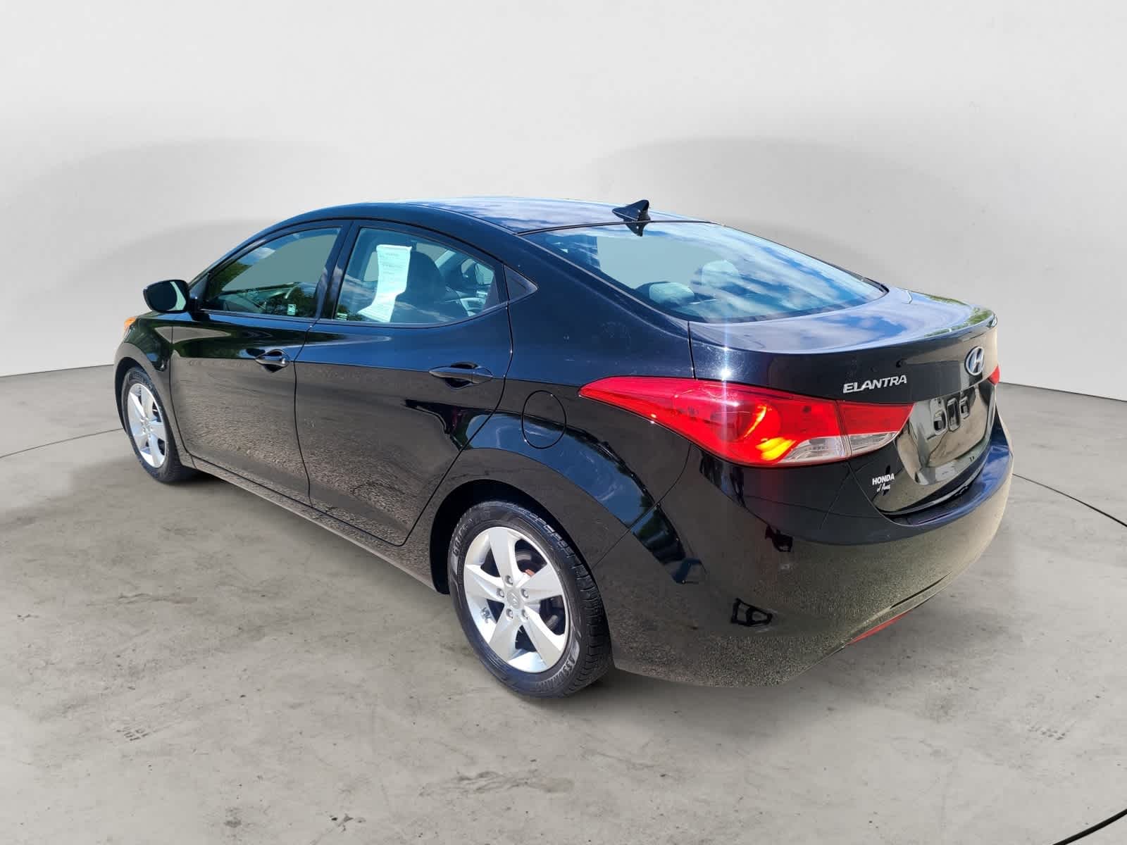 Thumbnail: 2013 Hyundai Elantra - 5