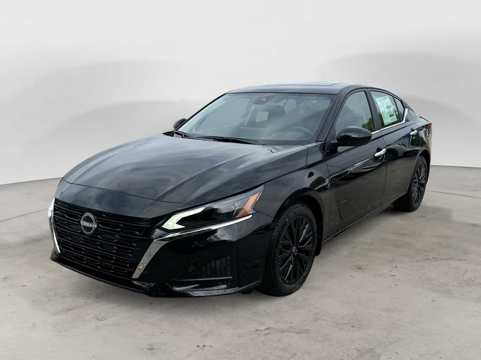 2025 Nissan Altima SV's photo