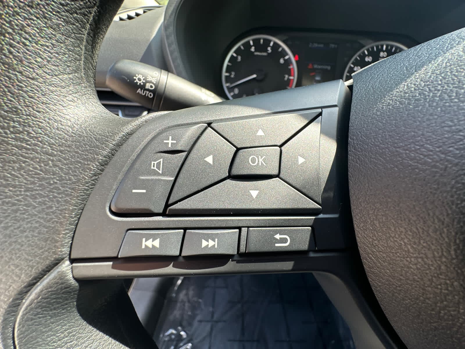 Thumbnail: 2025 Nissan Sentra - 18