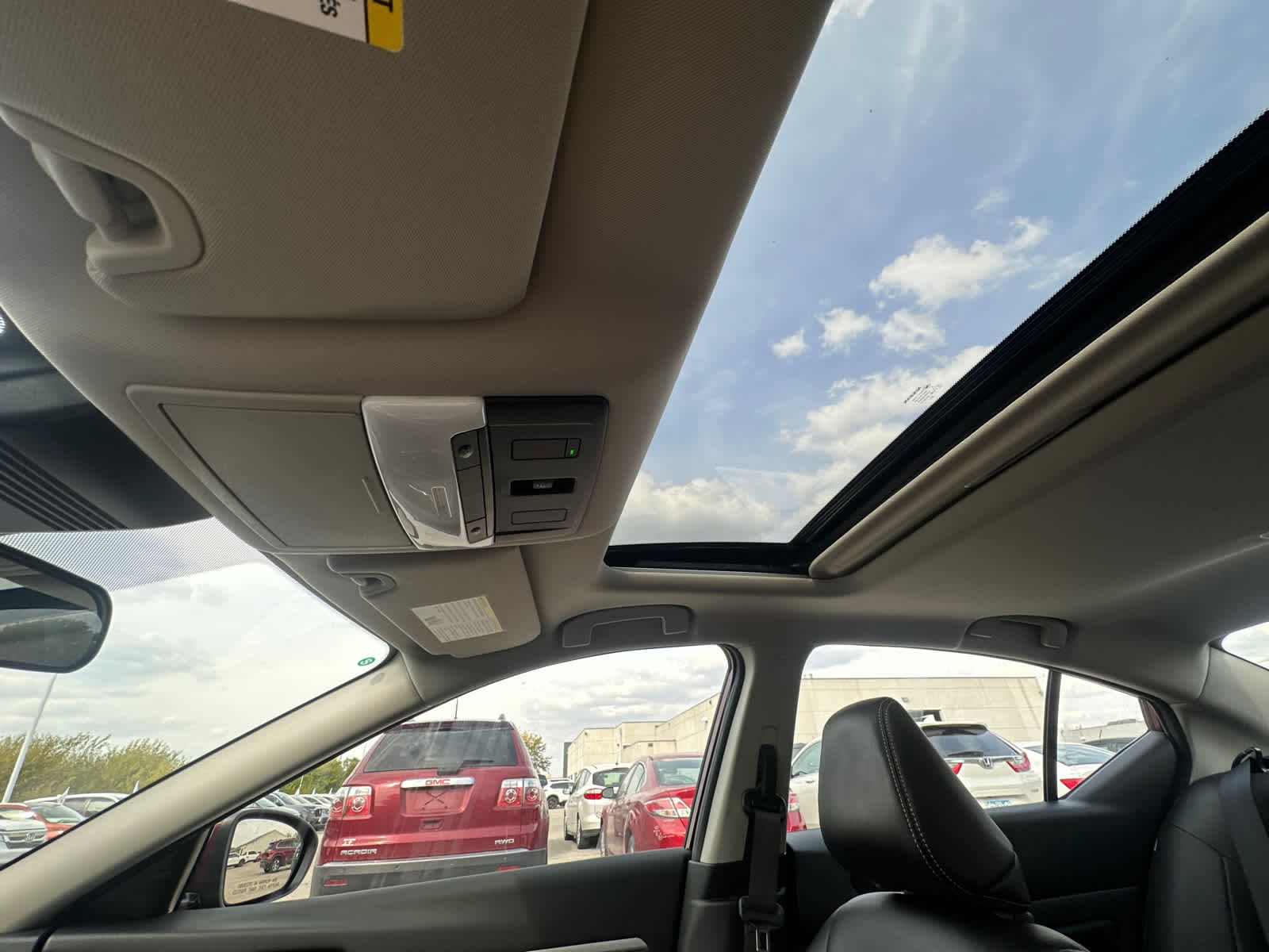 Thumbnail: 2025 Nissan Altima - 31