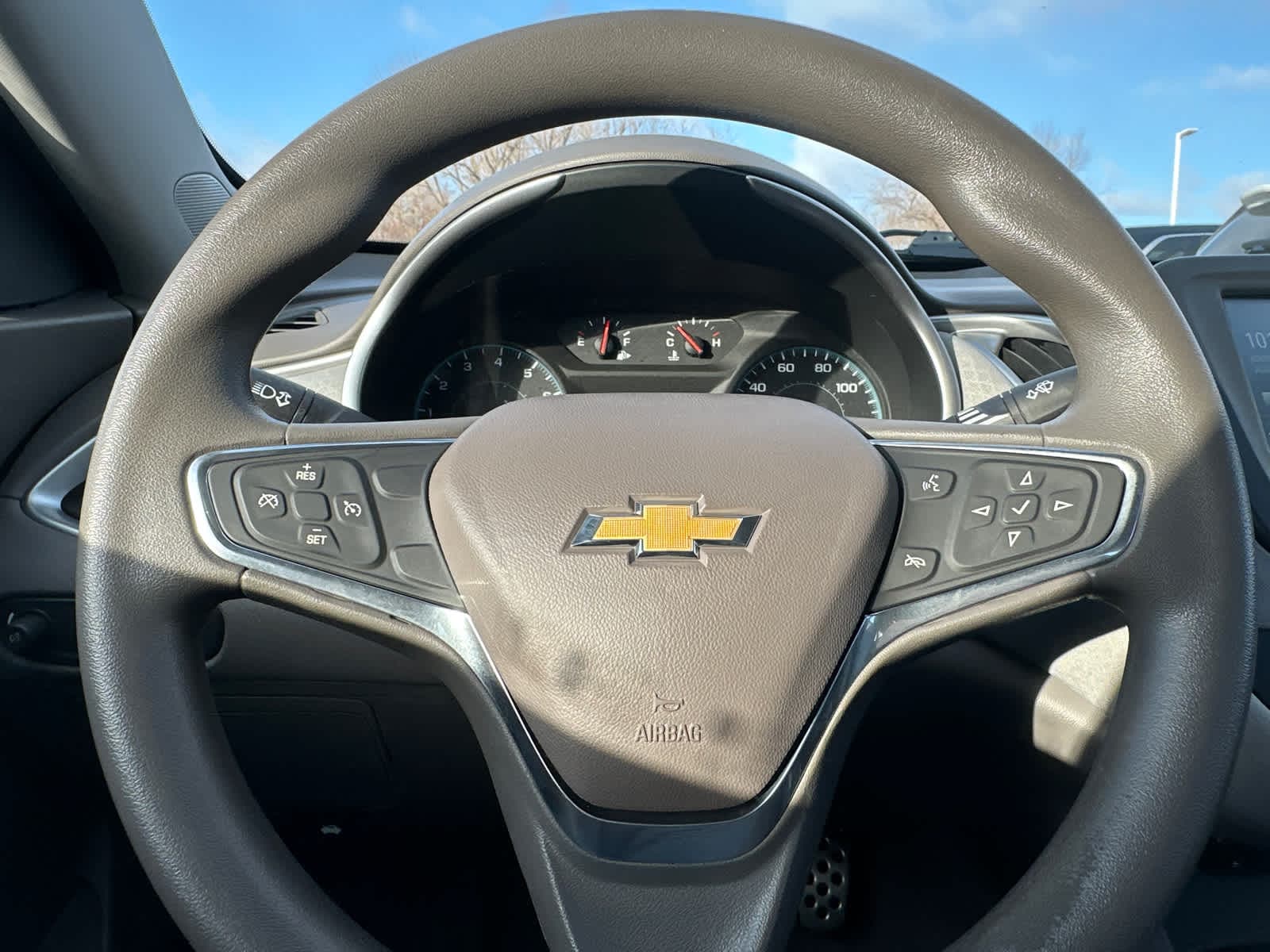 Thumbnail: 2016 Chevrolet Malibu - 17