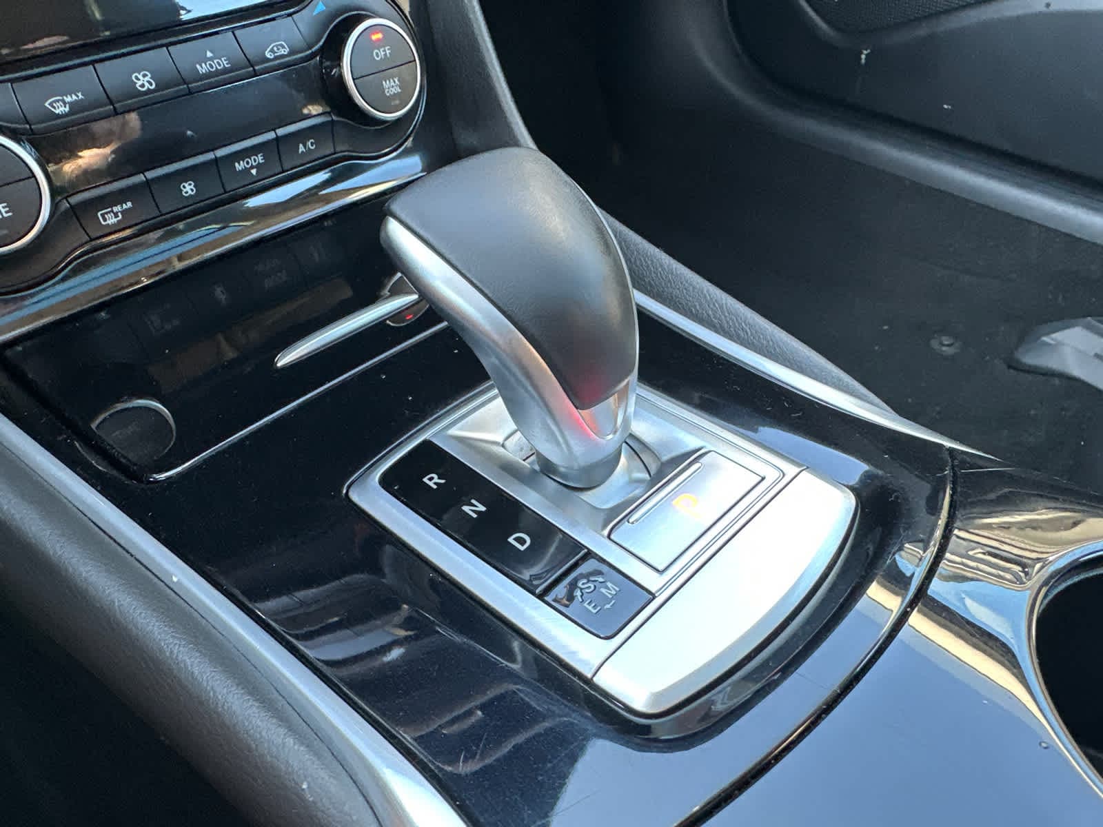 Thumbnail: 2019 INFINITI QX30 - 31