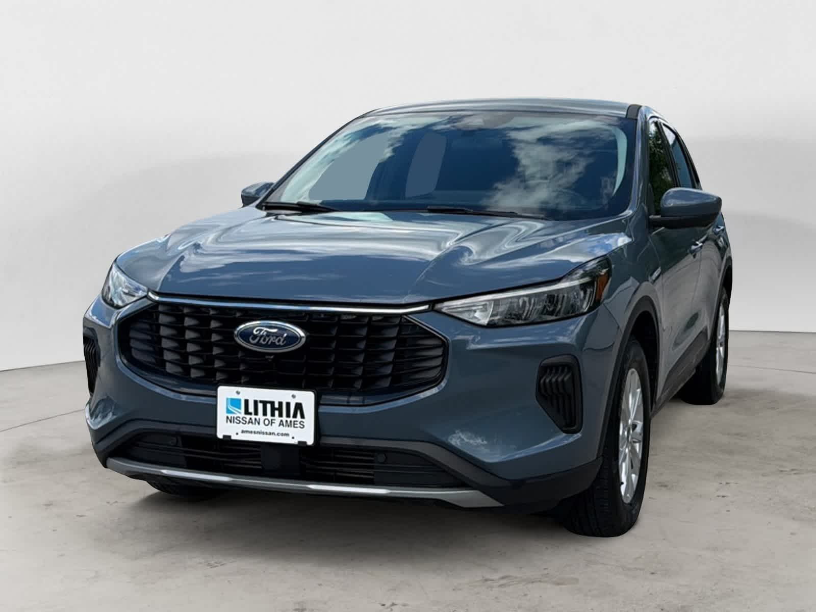 Thumbnail: 2023 Ford Escape - 1