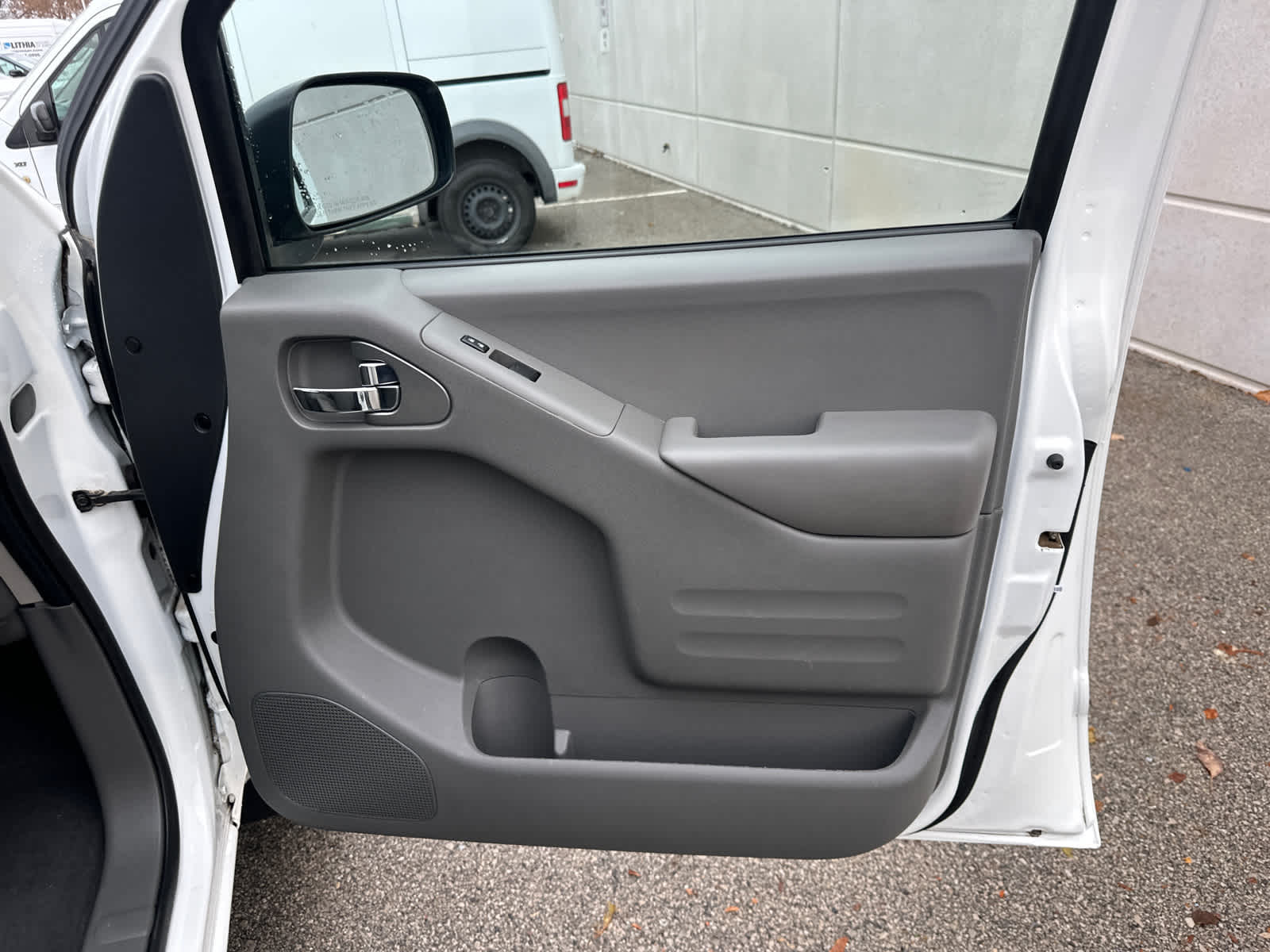 Thumbnail: 2020 Nissan Frontier - 7