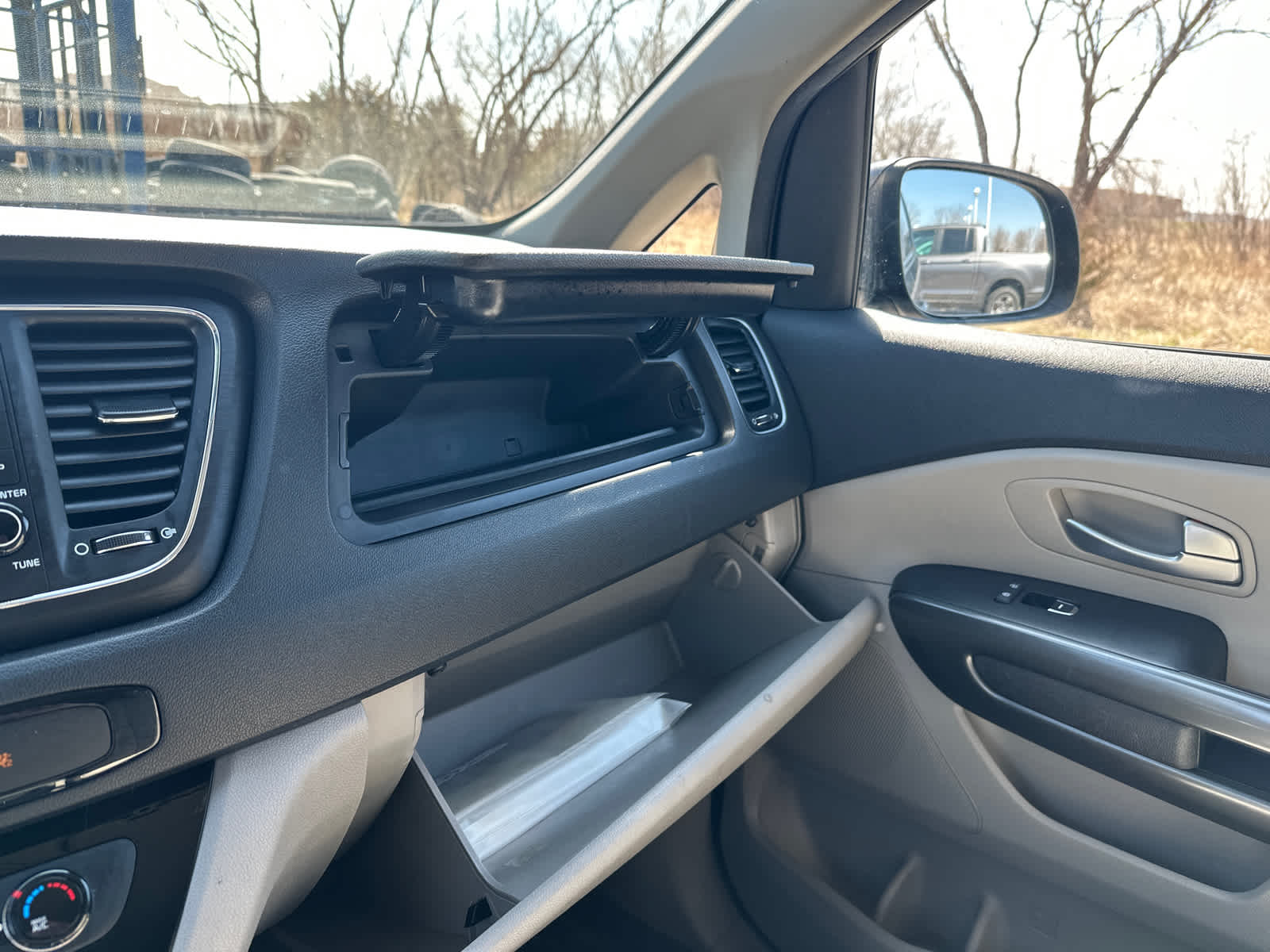2021 Kia Sedona LX 20