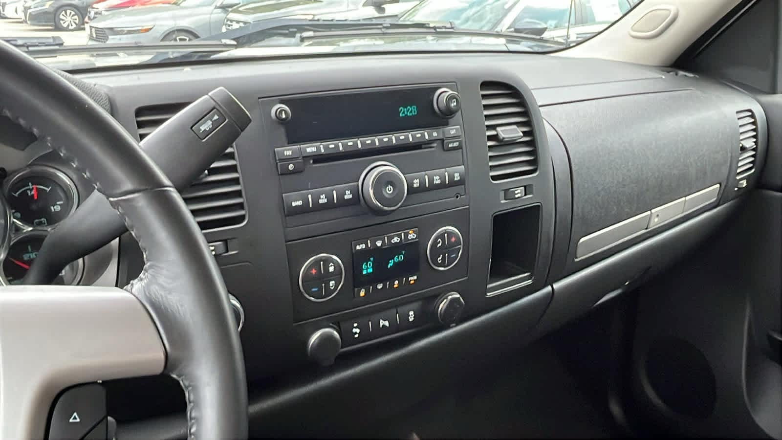 Thumbnail: 2013 Chevrolet Silverado 1500 - 19