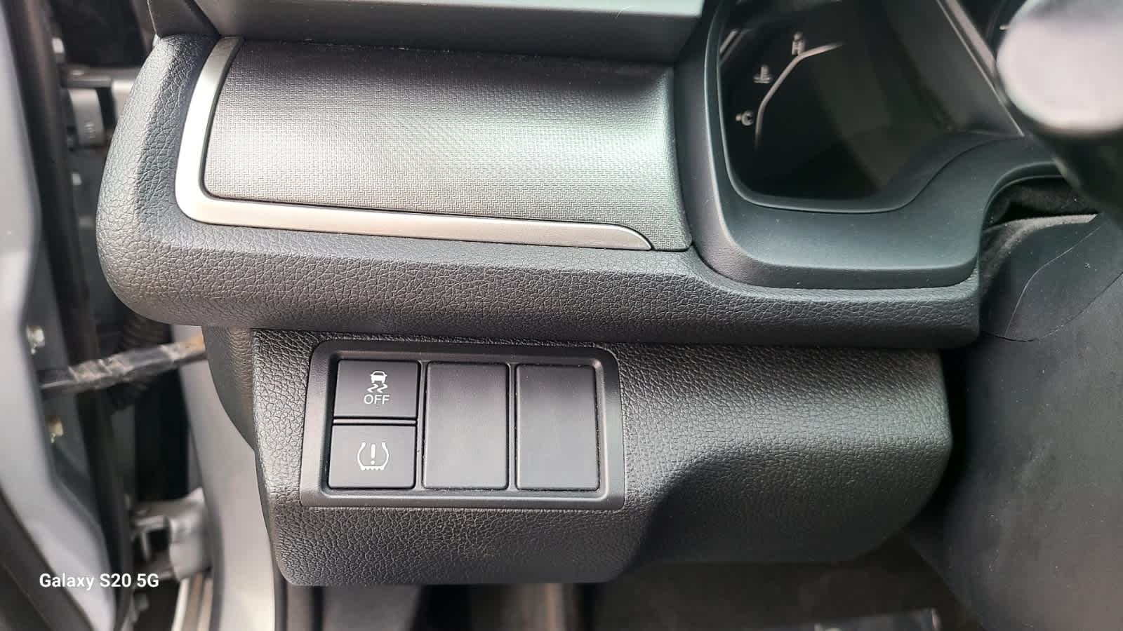 Thumbnail: 2016 Honda Civic - 10