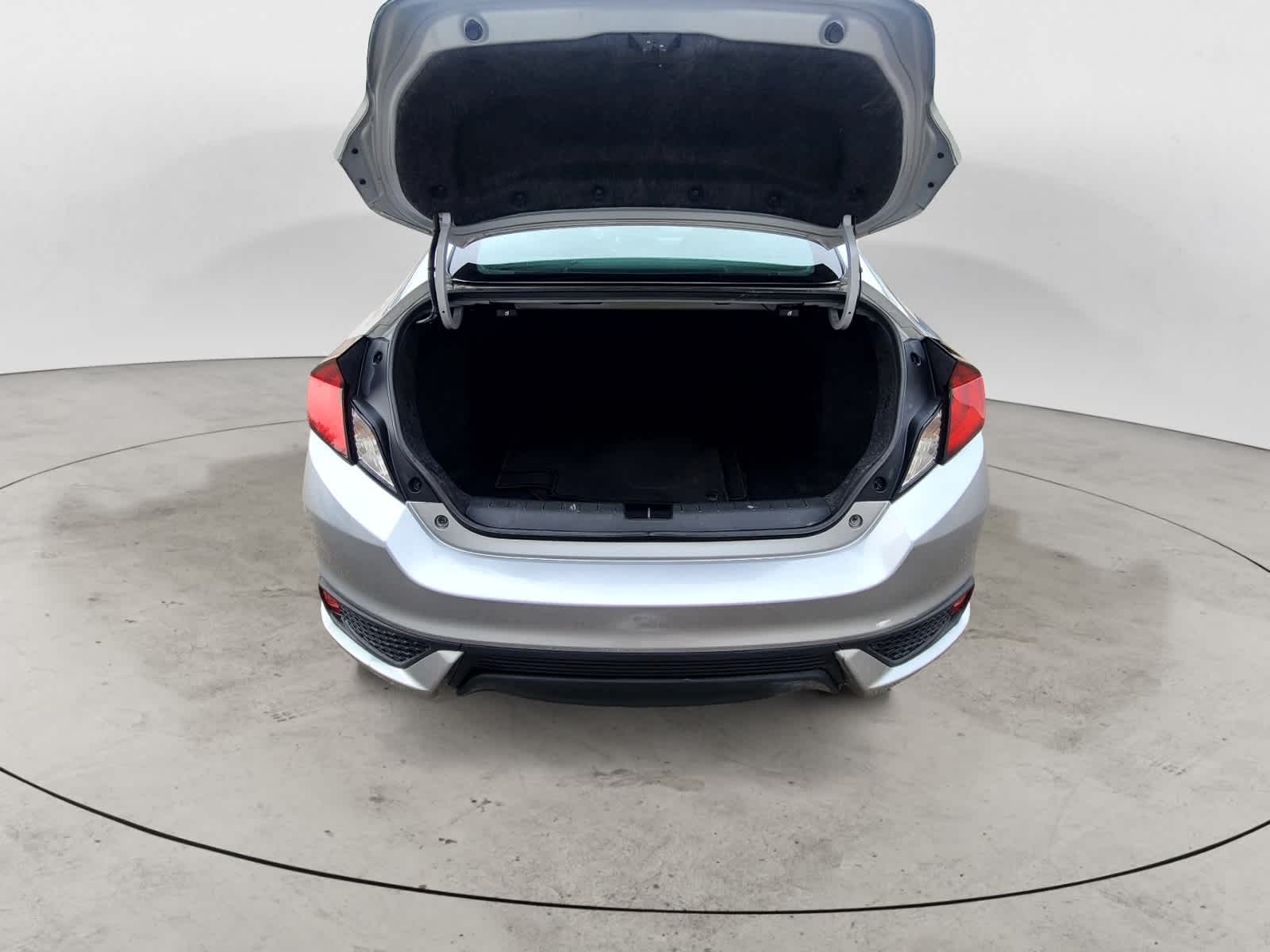 Thumbnail: 2016 Honda Civic - 5
