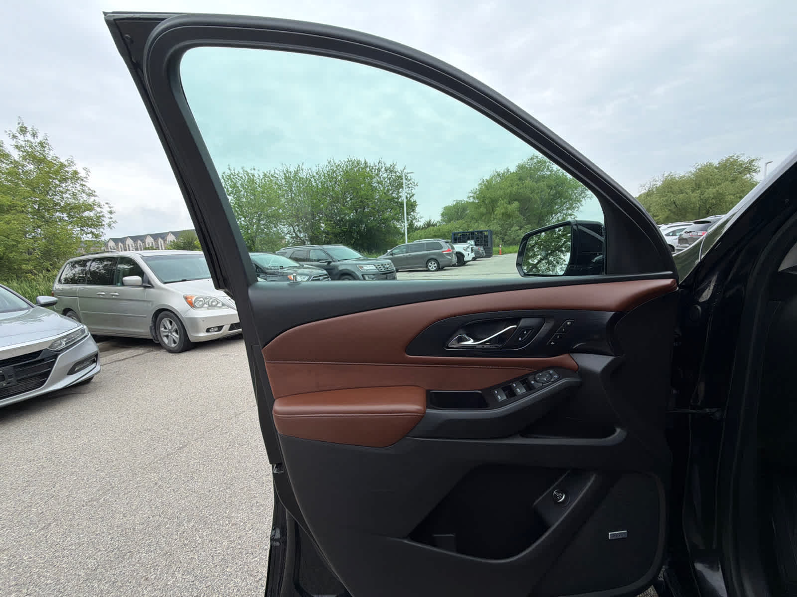 Thumbnail: 2019 Chevrolet Traverse - 20