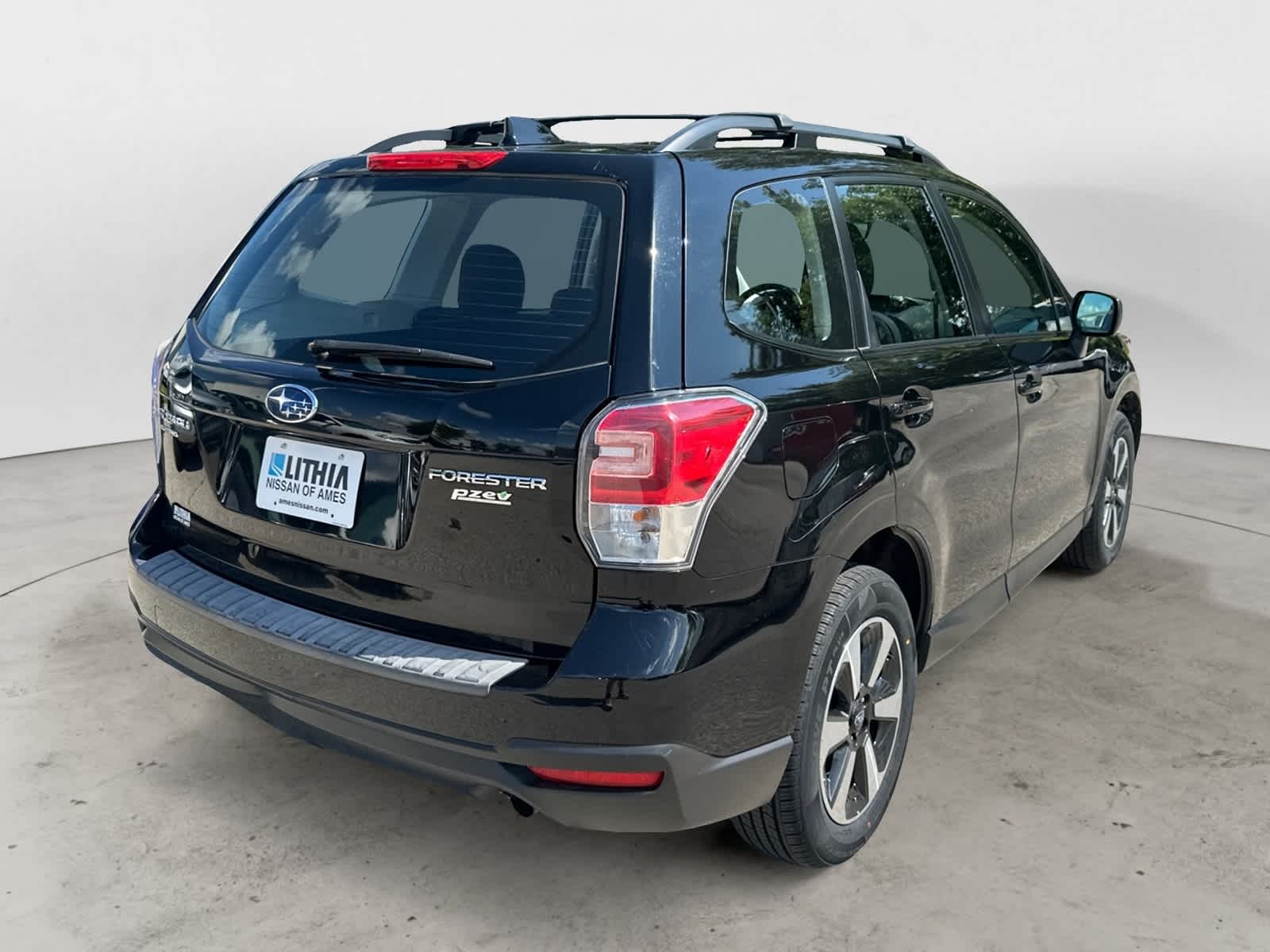 Thumbnail: 2017 Subaru Forester - 3