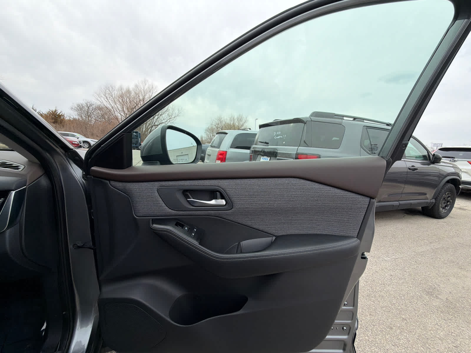 Thumbnail: 2021 Nissan Rogue - 7