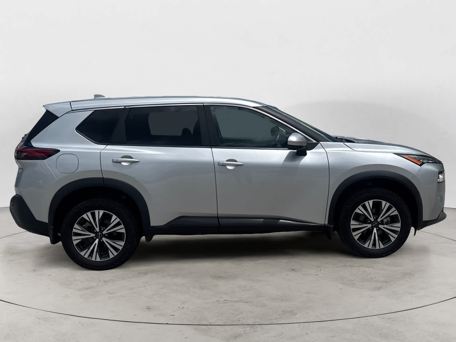Thumbnail: 2023 Nissan Rogue - 5