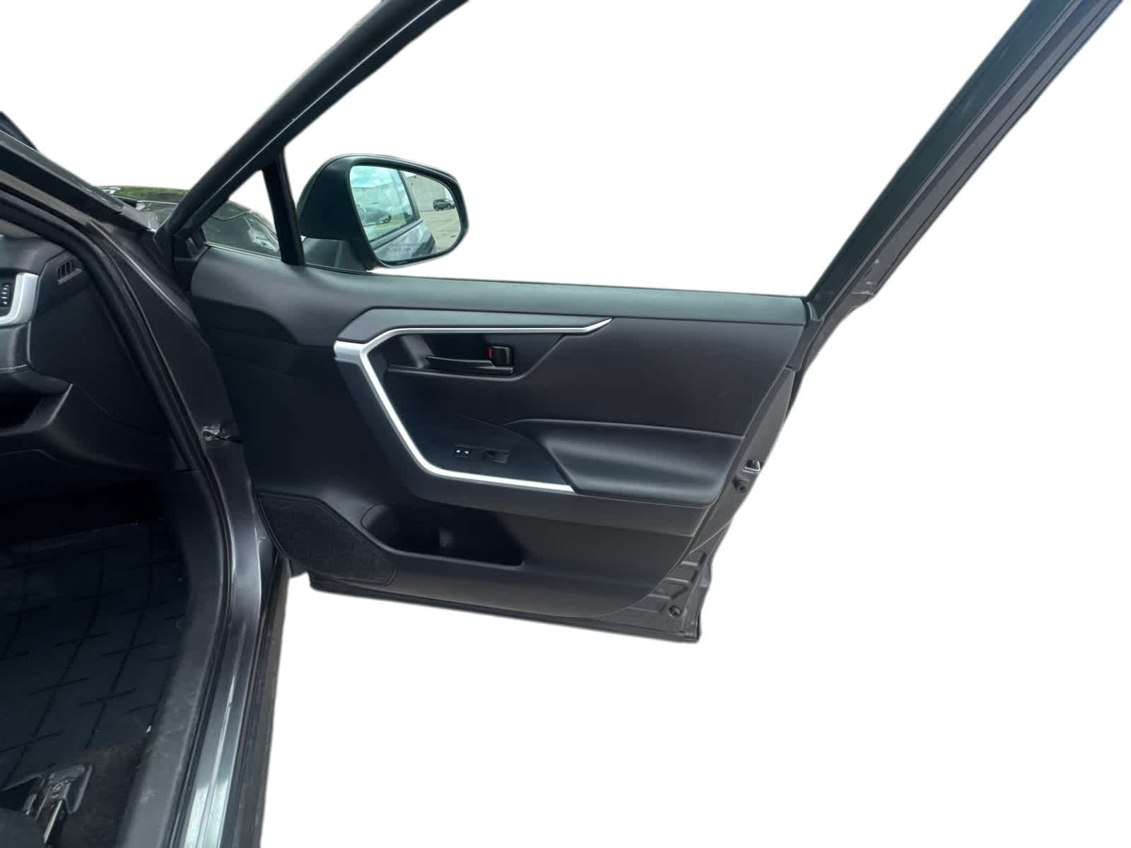 Thumbnail: 2023 Toyota RAV4 - 7