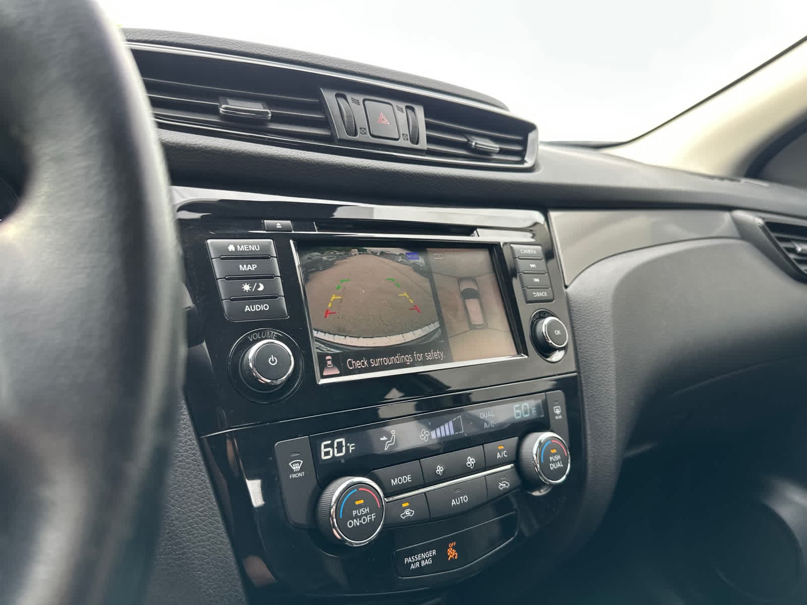Thumbnail: 2020 Nissan Rogue Sport - 23