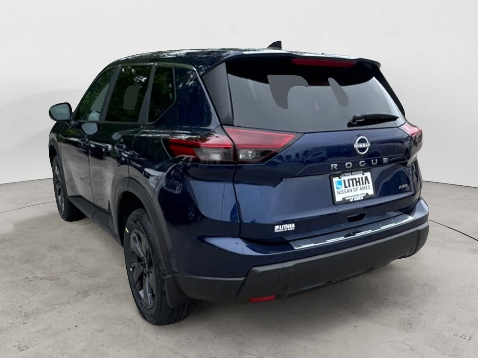 Thumbnail: 2026 Nissan Rogue - 3